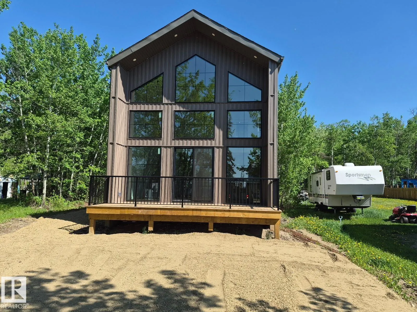 51551 RGE ROAD 212A