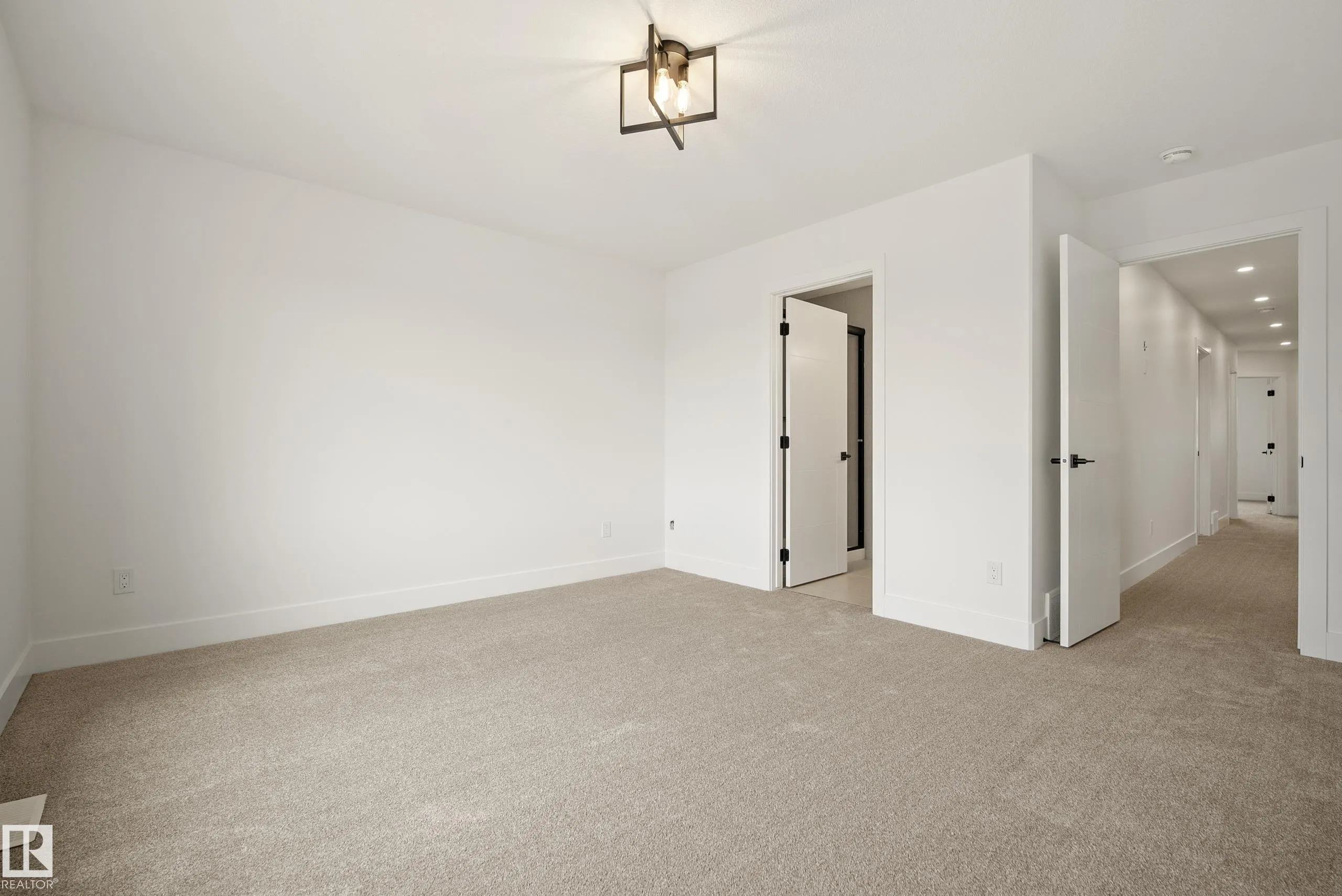 113 Caledon Crescent