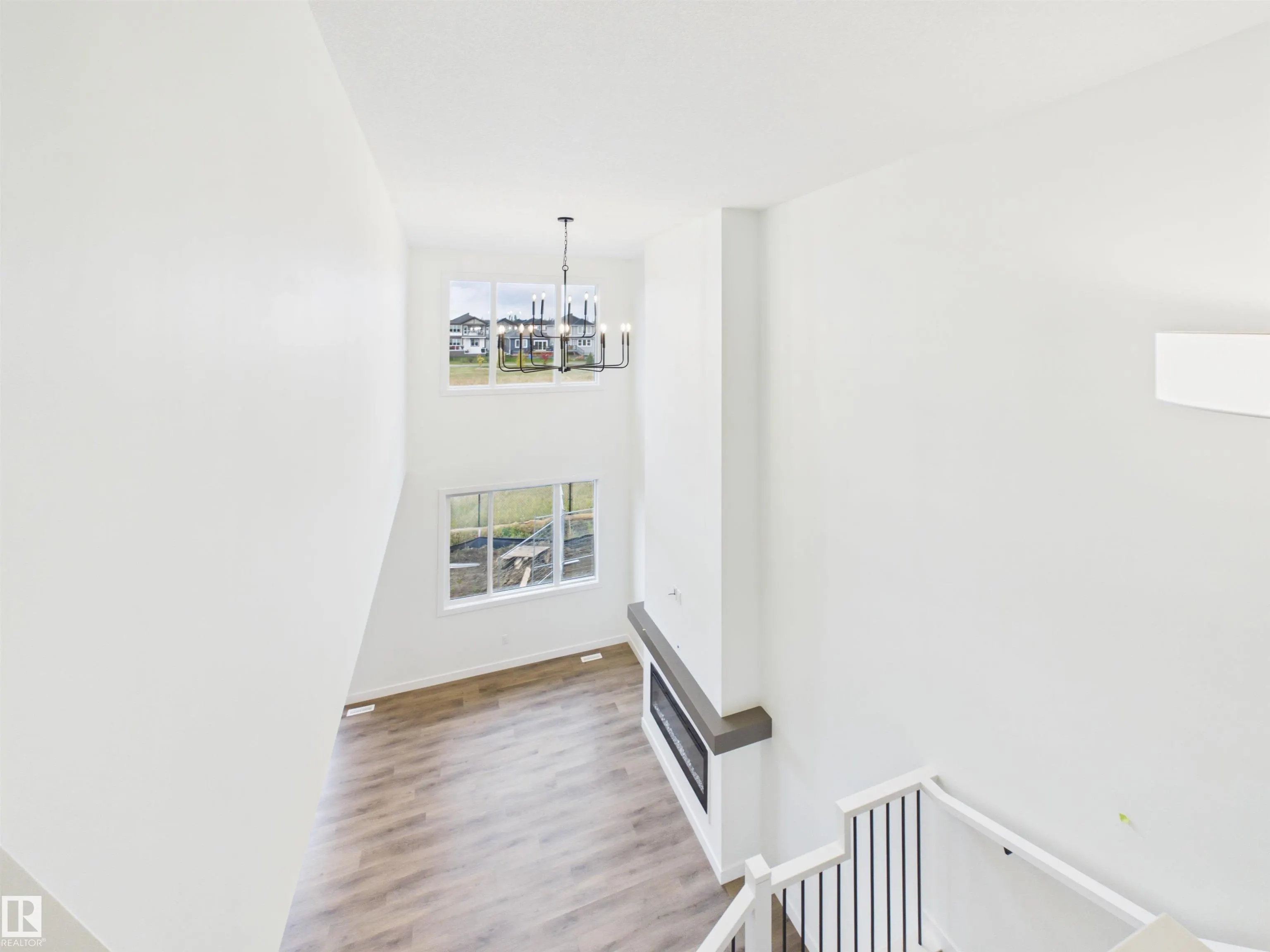 120 CALEDON Crescent
