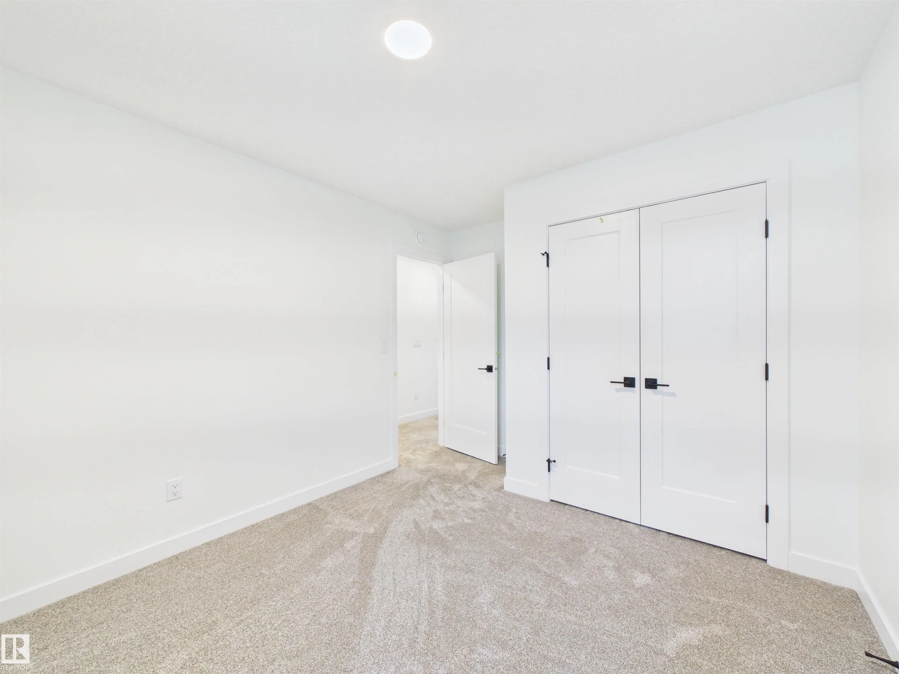 120 CALEDON Crescent