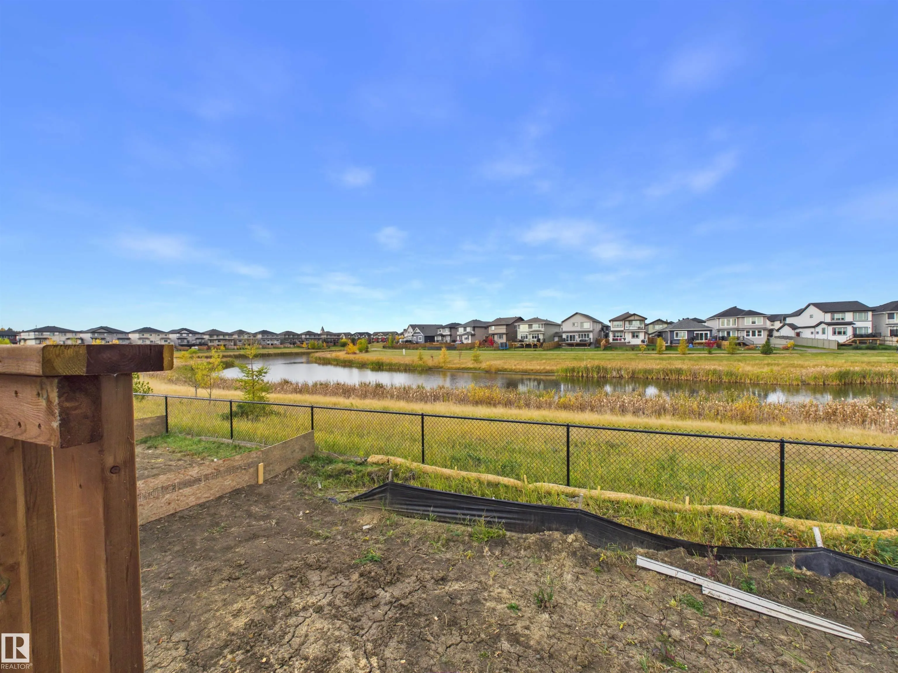 120 CALEDON Crescent