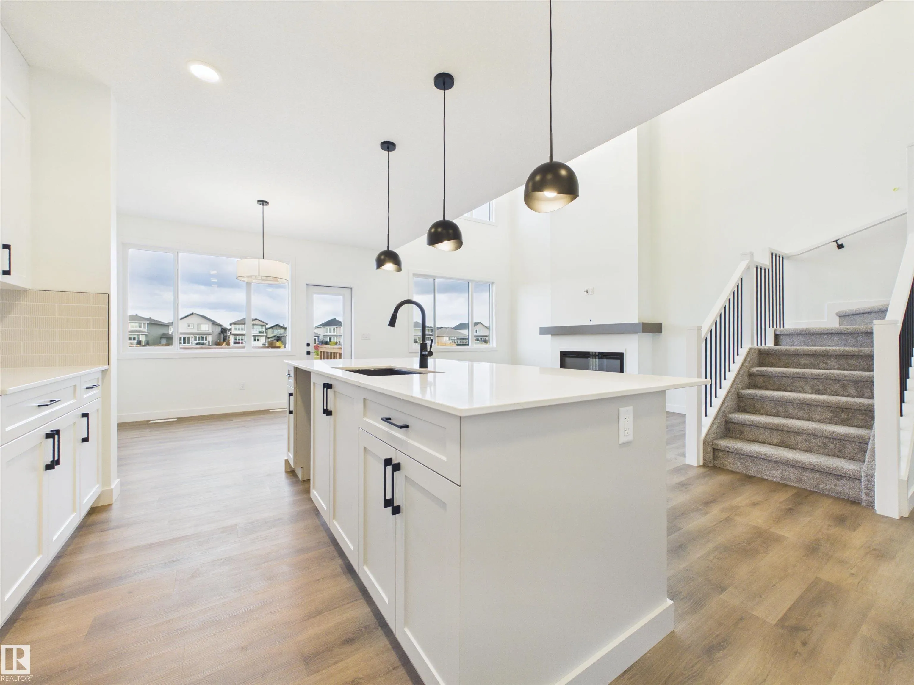 120 CALEDON Crescent