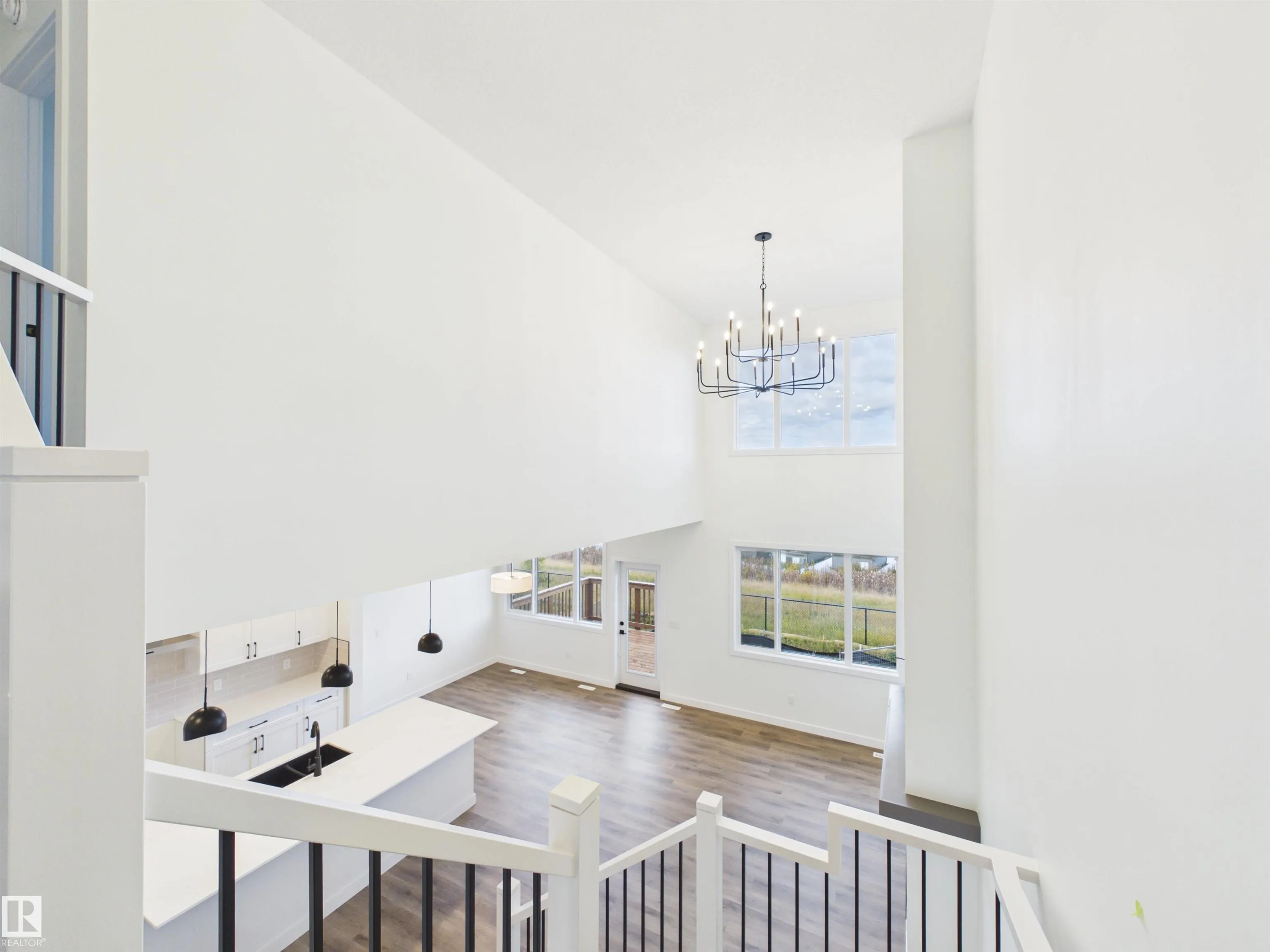 120 CALEDON Crescent