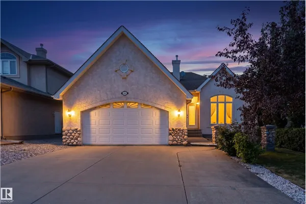 1462 LOEWEN Crest