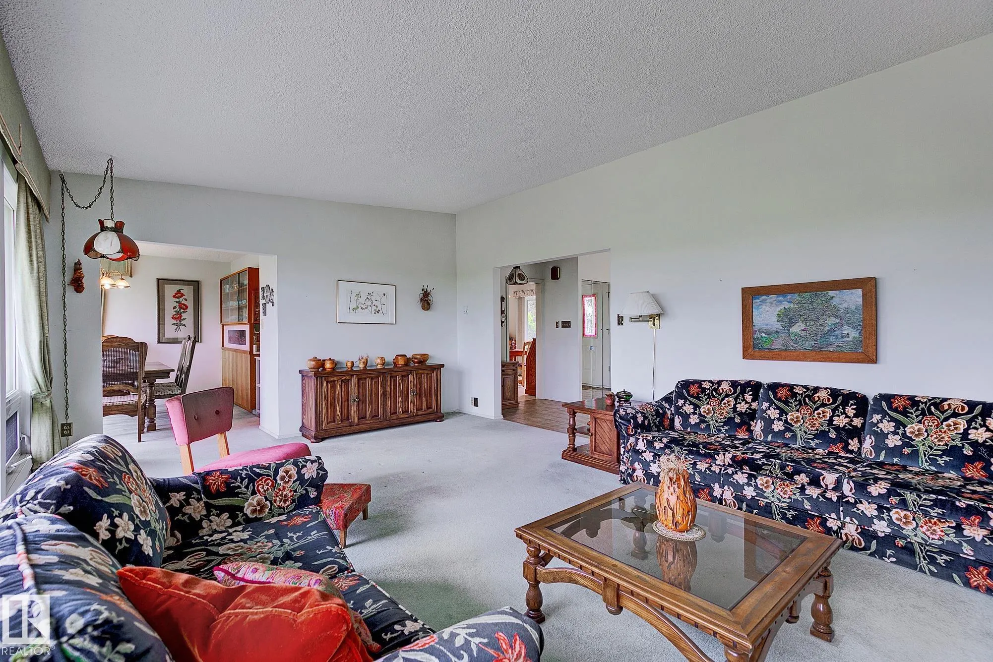 140 WINDERMERE Drive