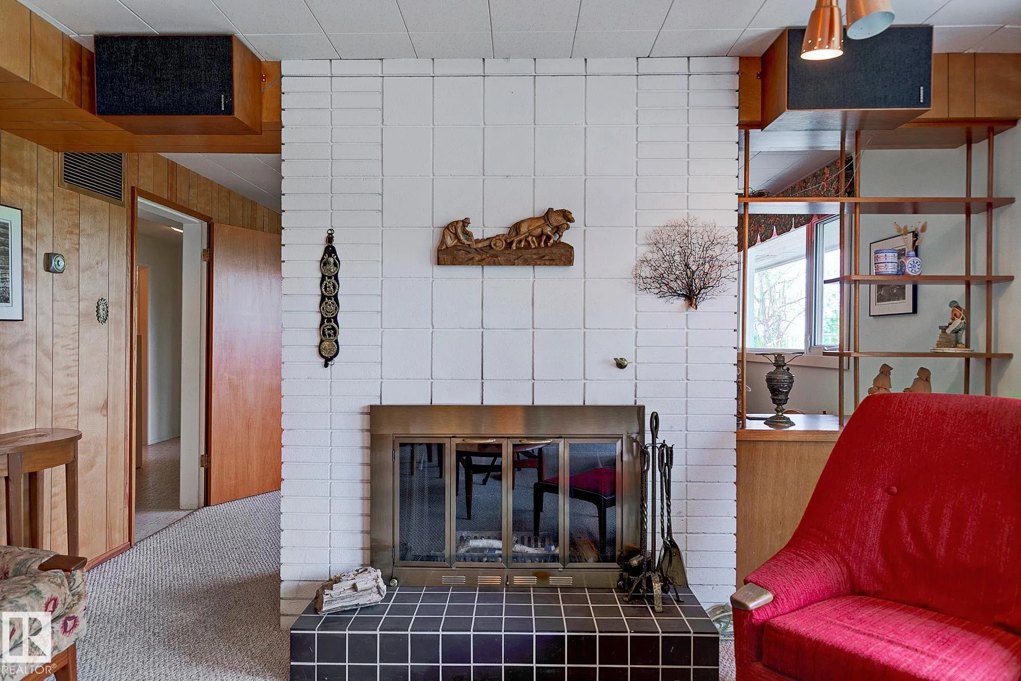 140 WINDERMERE Drive