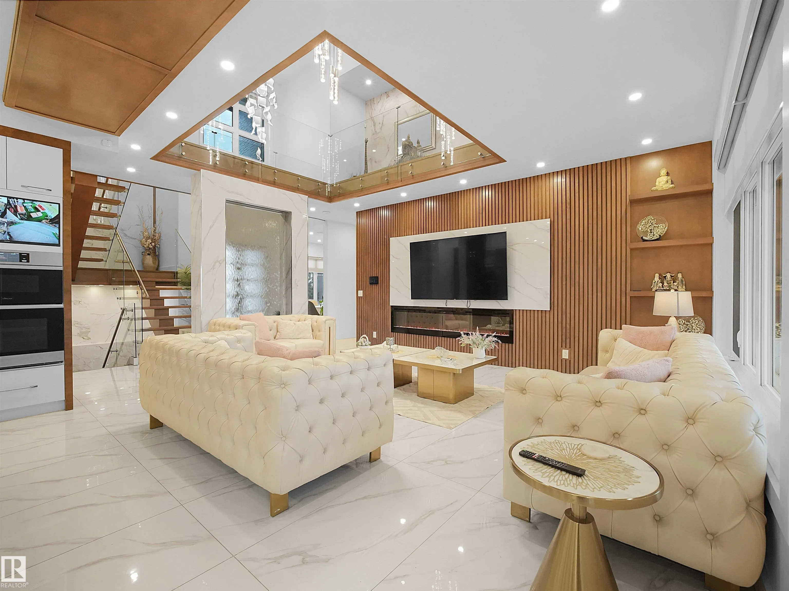 4809 WOOLSEY Lane