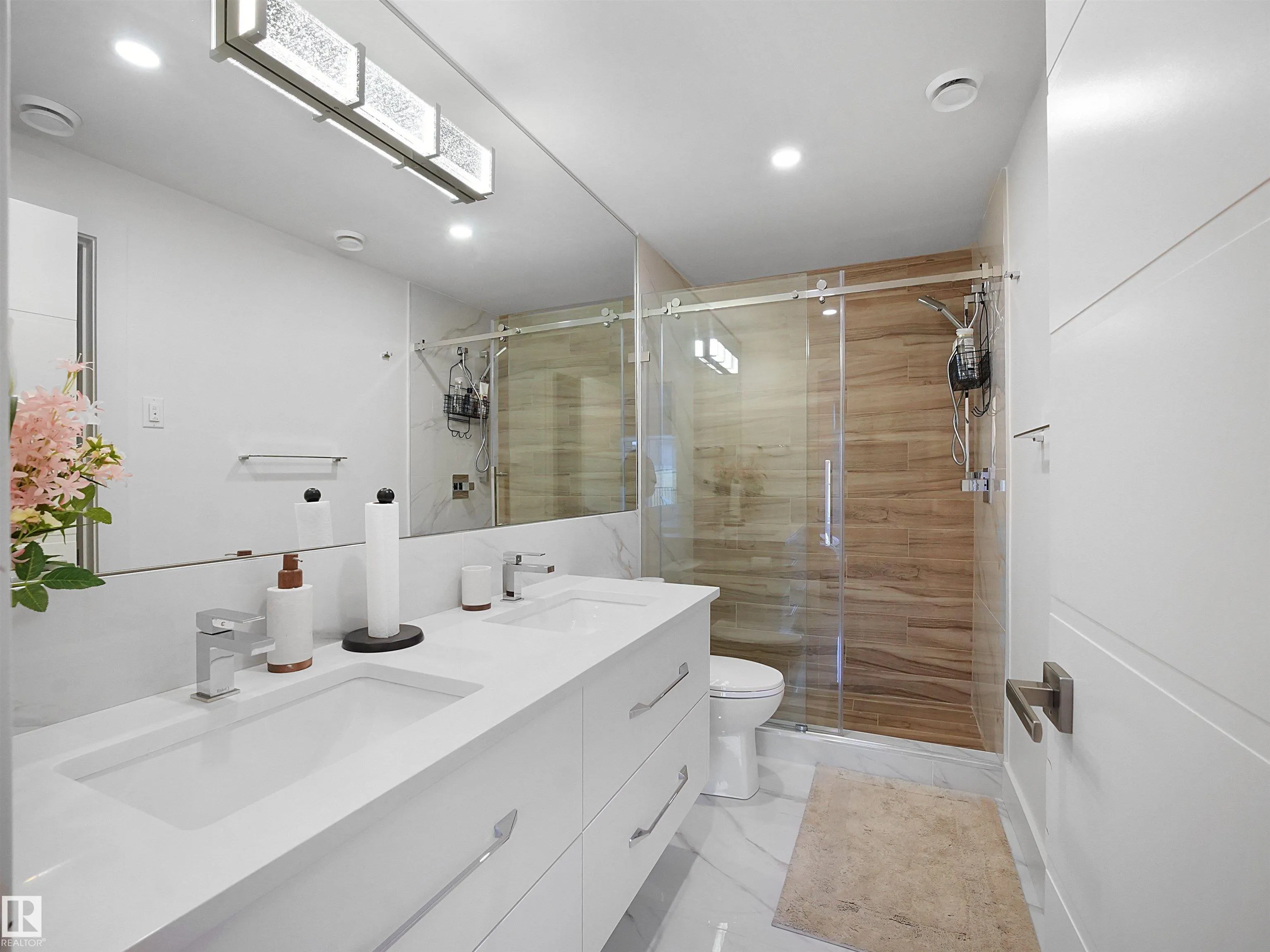 4809 WOOLSEY Lane