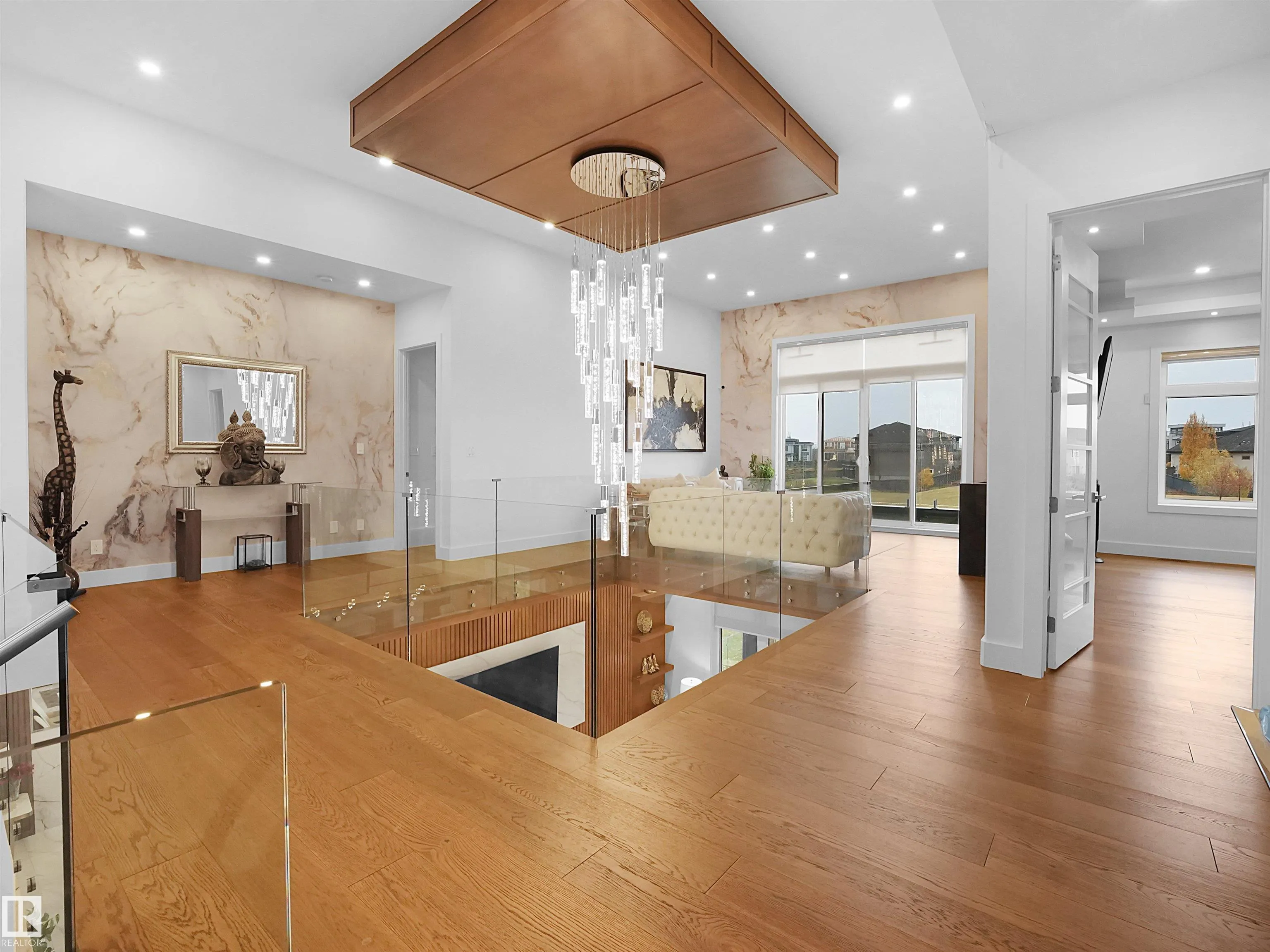 4809 WOOLSEY Lane