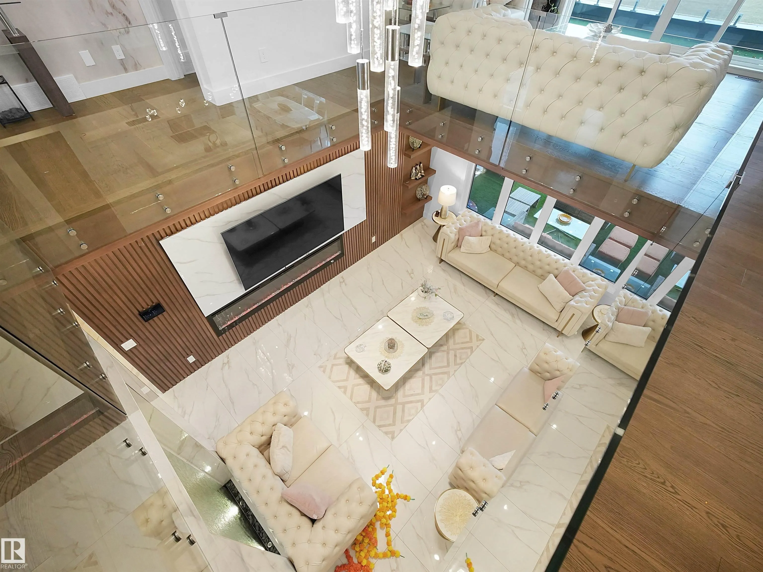 4809 WOOLSEY Lane