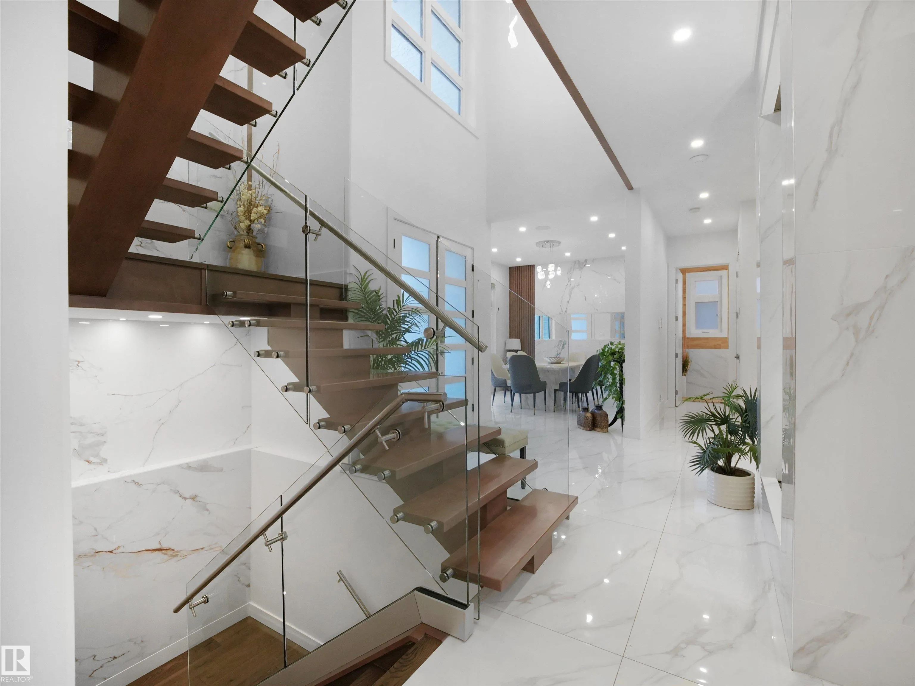4809 WOOLSEY Lane