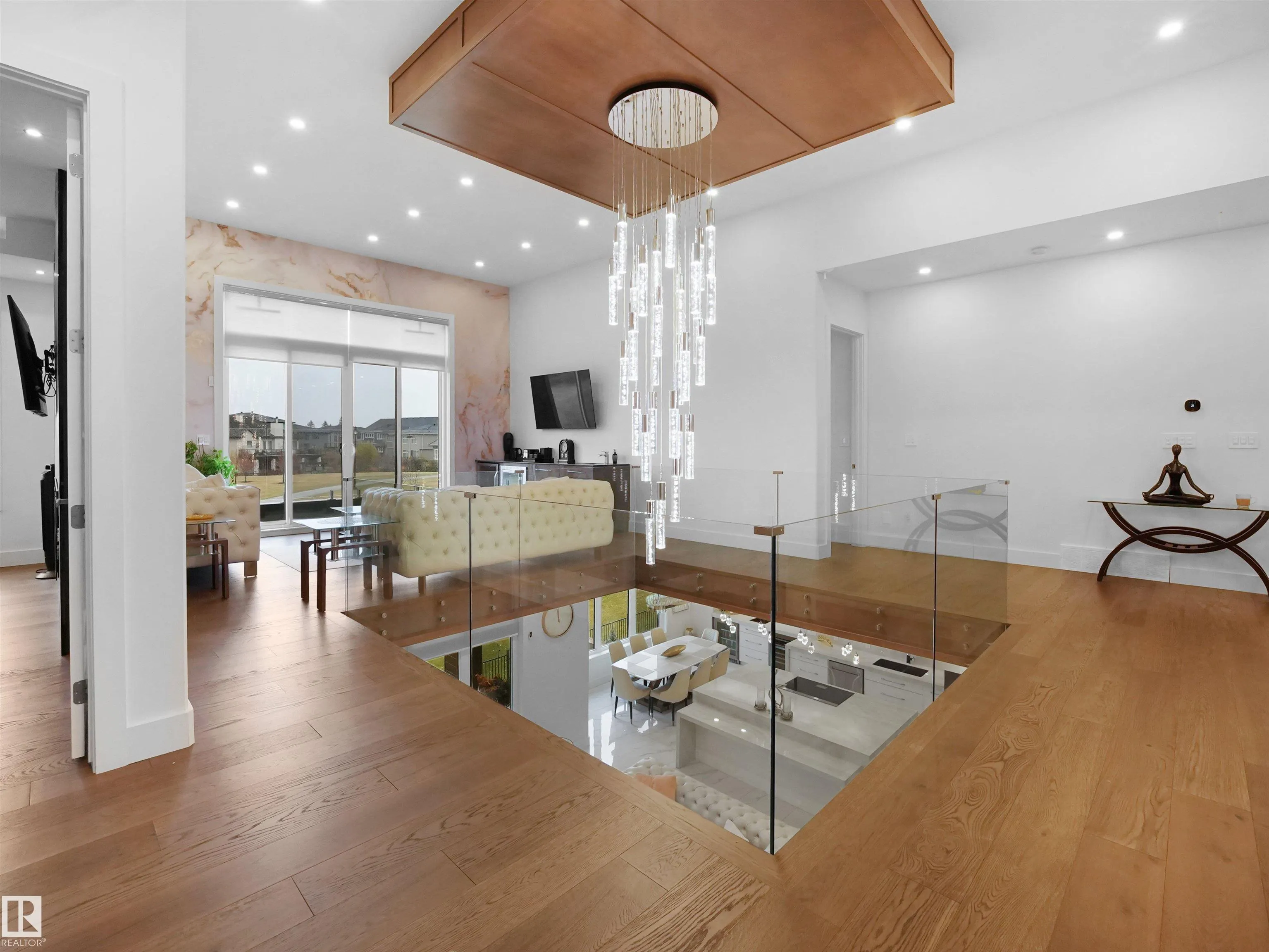 4809 WOOLSEY Lane