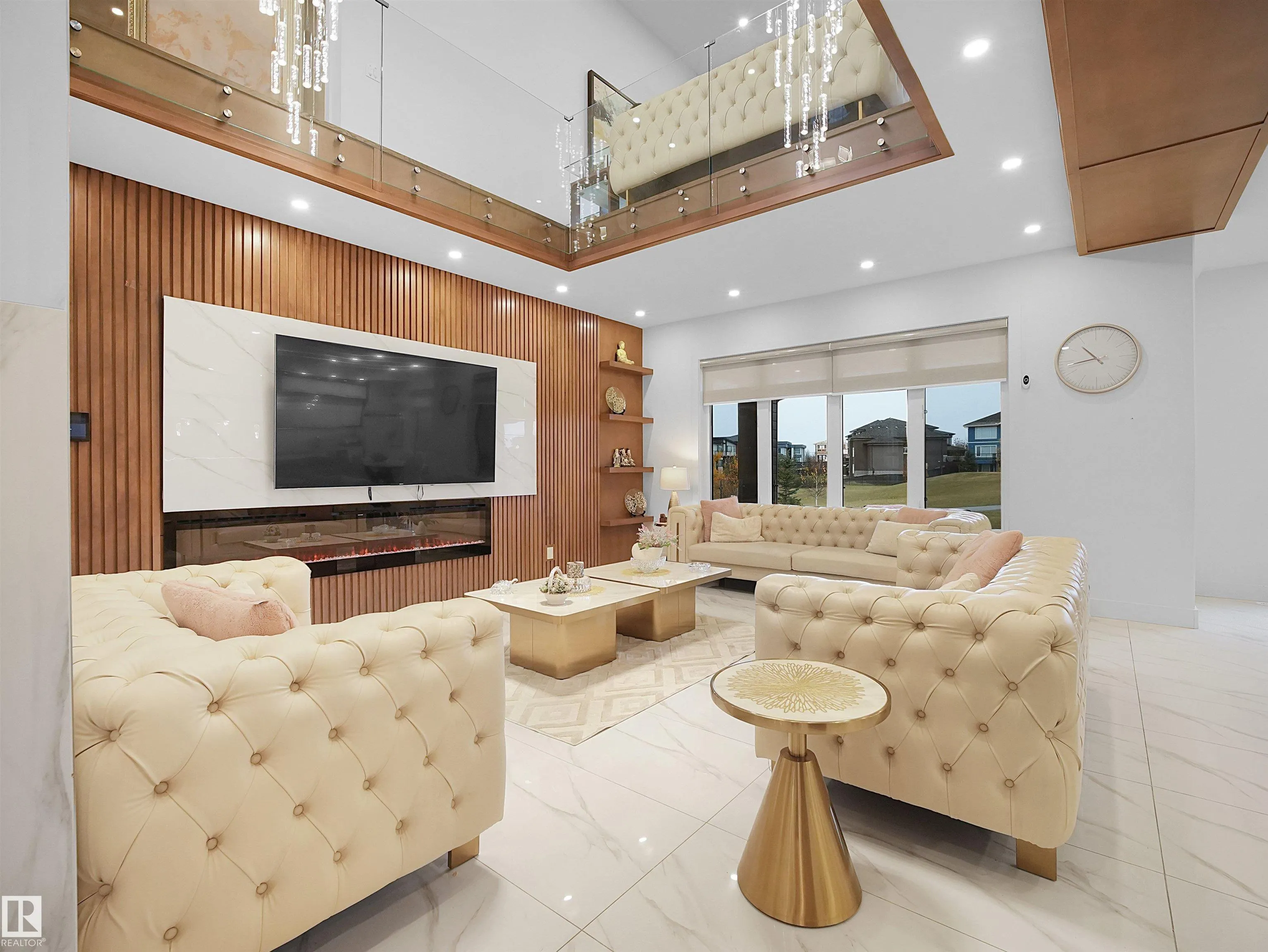 4809 WOOLSEY Lane