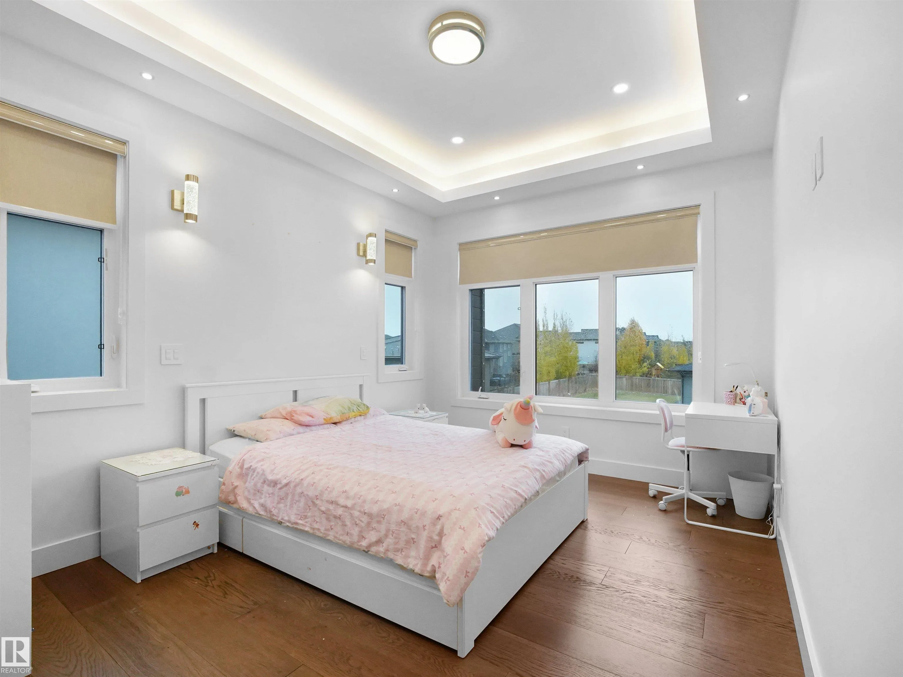 4809 WOOLSEY Lane