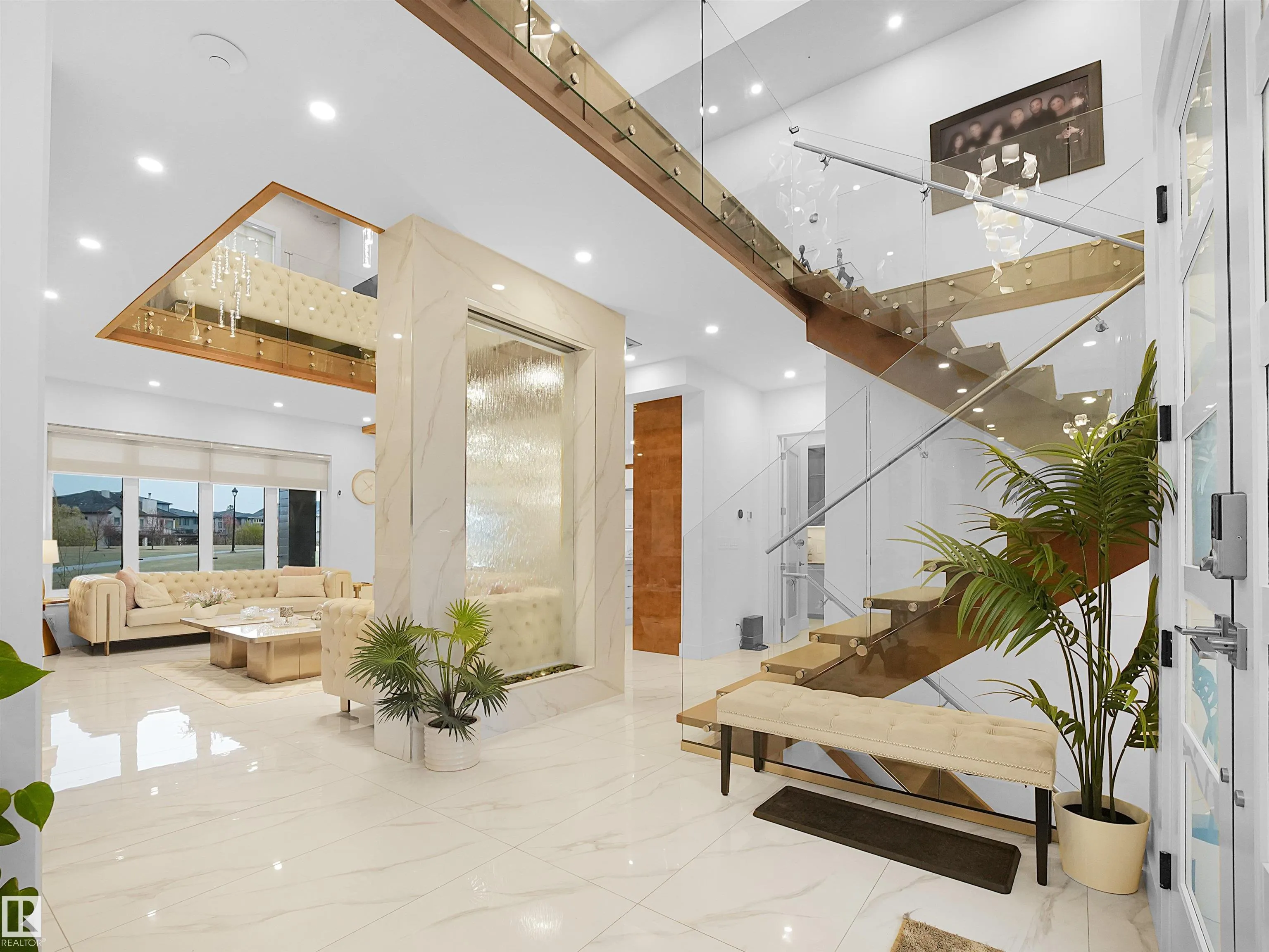 4809 WOOLSEY Lane