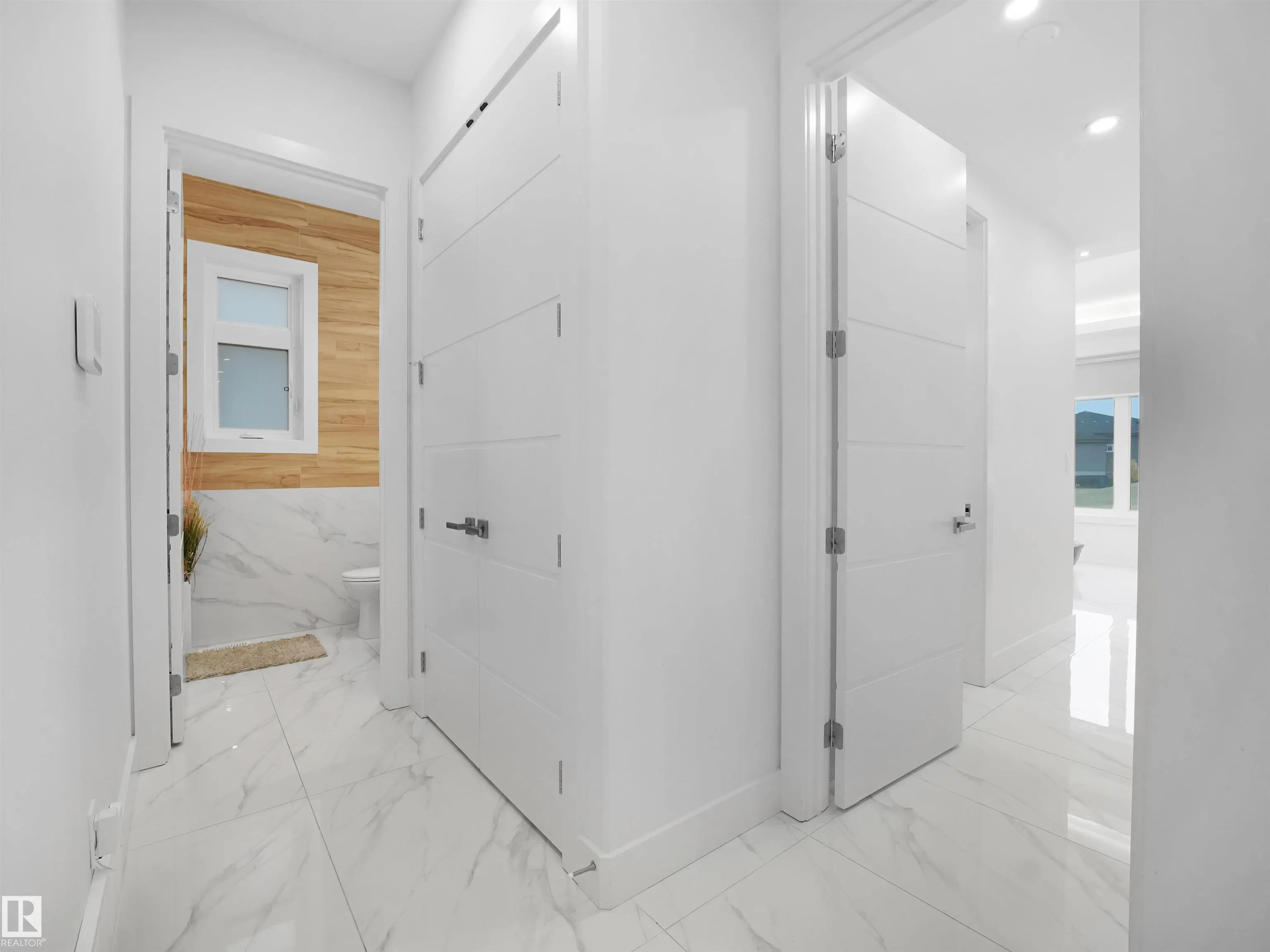 4809 WOOLSEY Lane