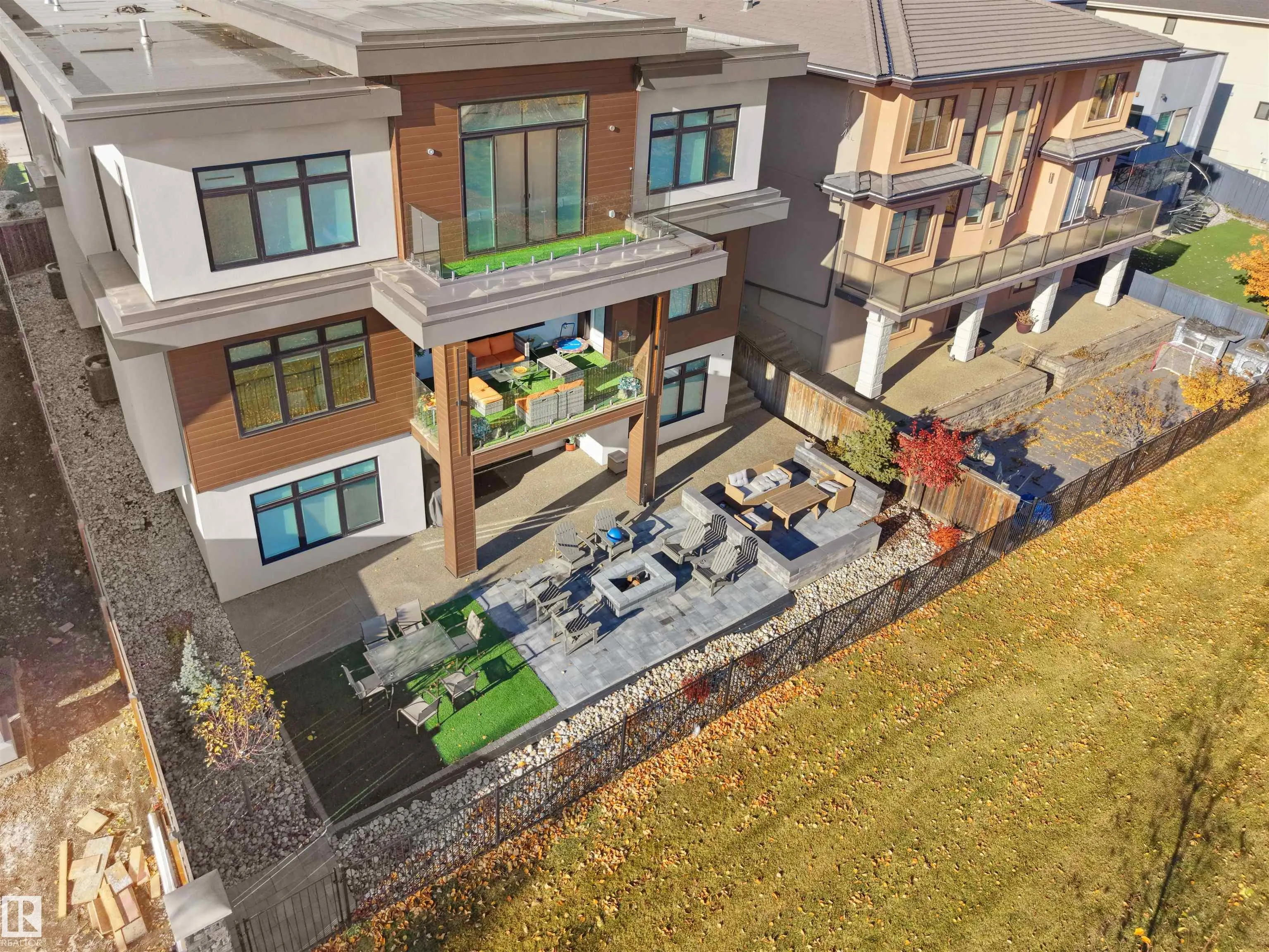 4809 WOOLSEY Lane