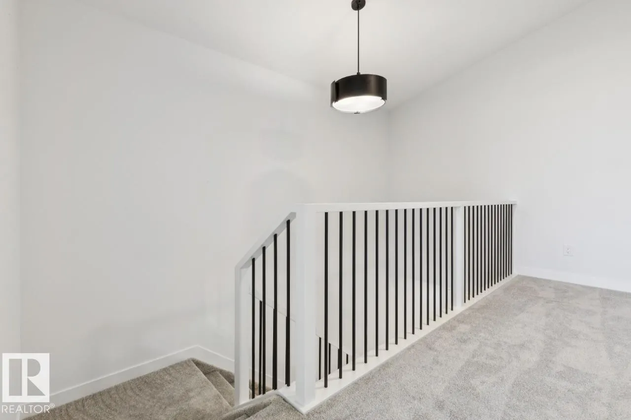 99 Rosa Crescent