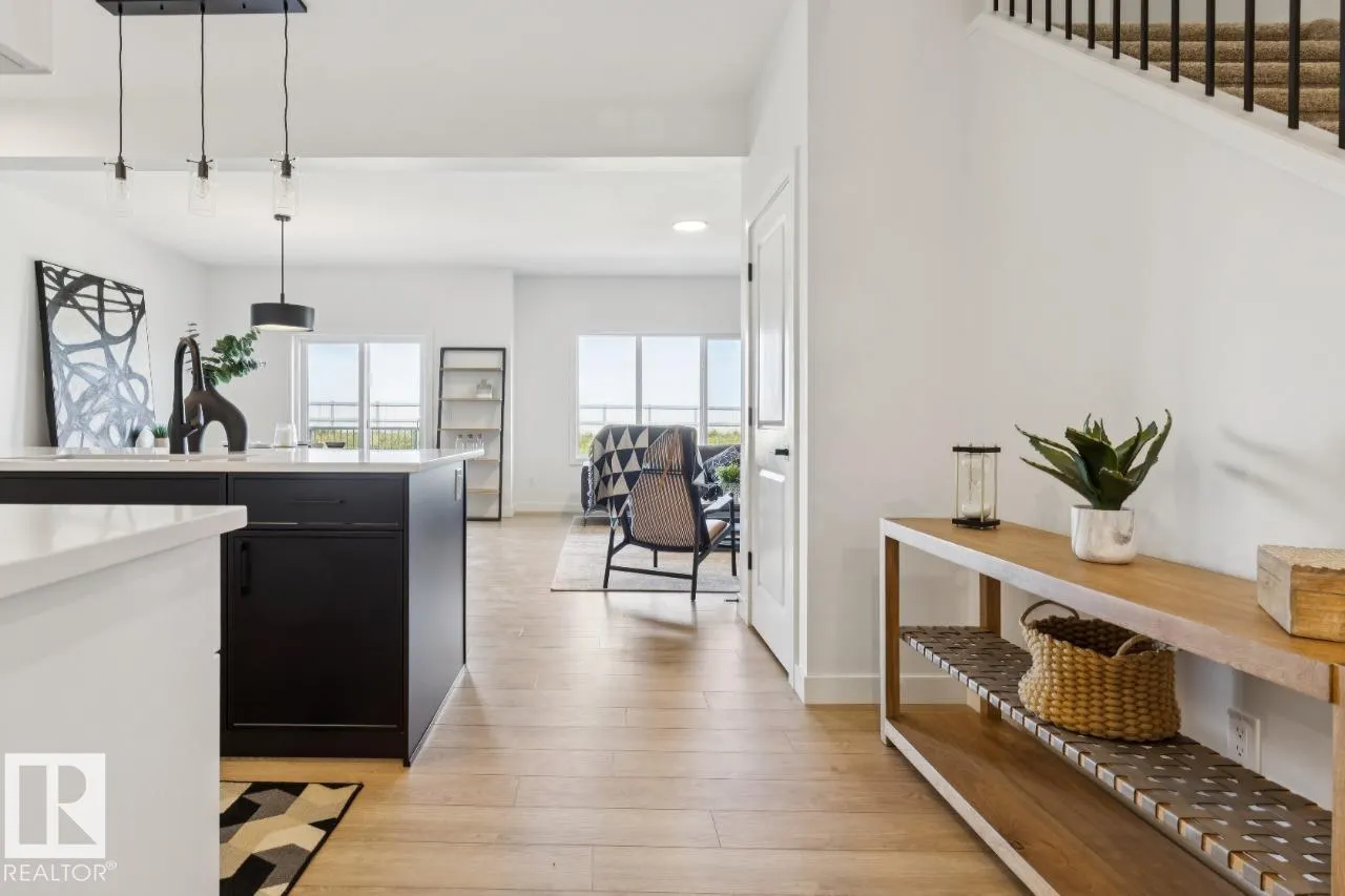 99 Rosa Crescent