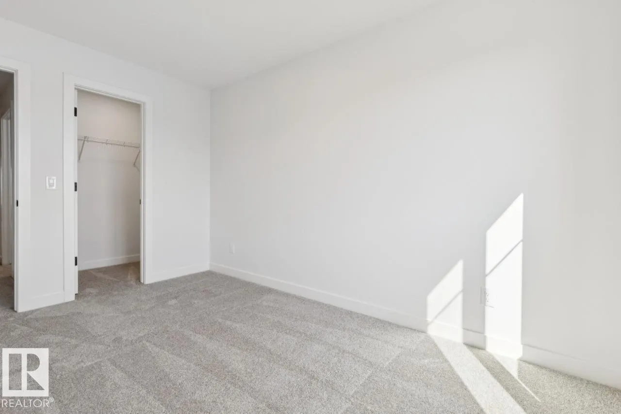 99 Rosa Crescent