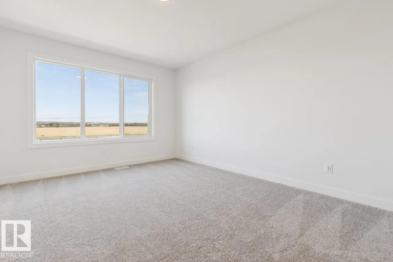 99 Rosa Crescent