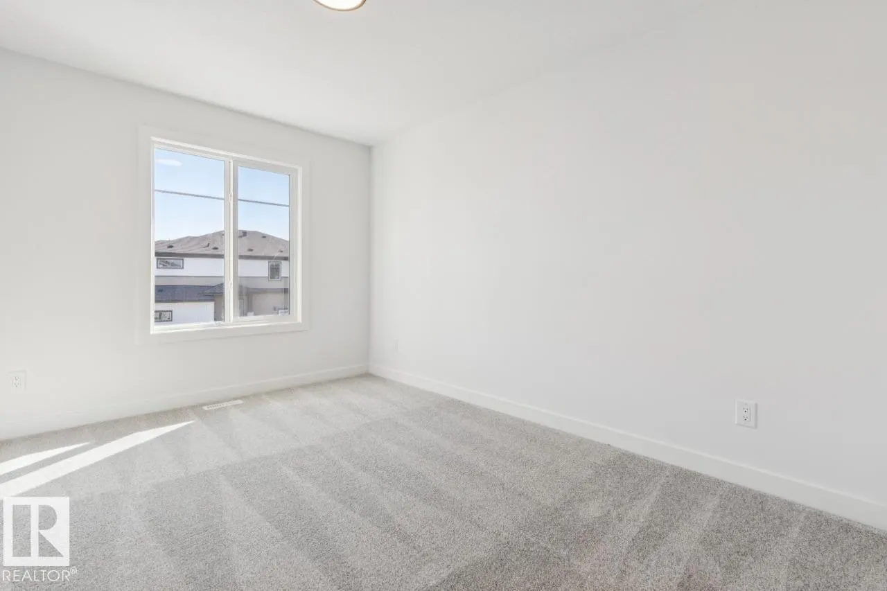 99 Rosa Crescent