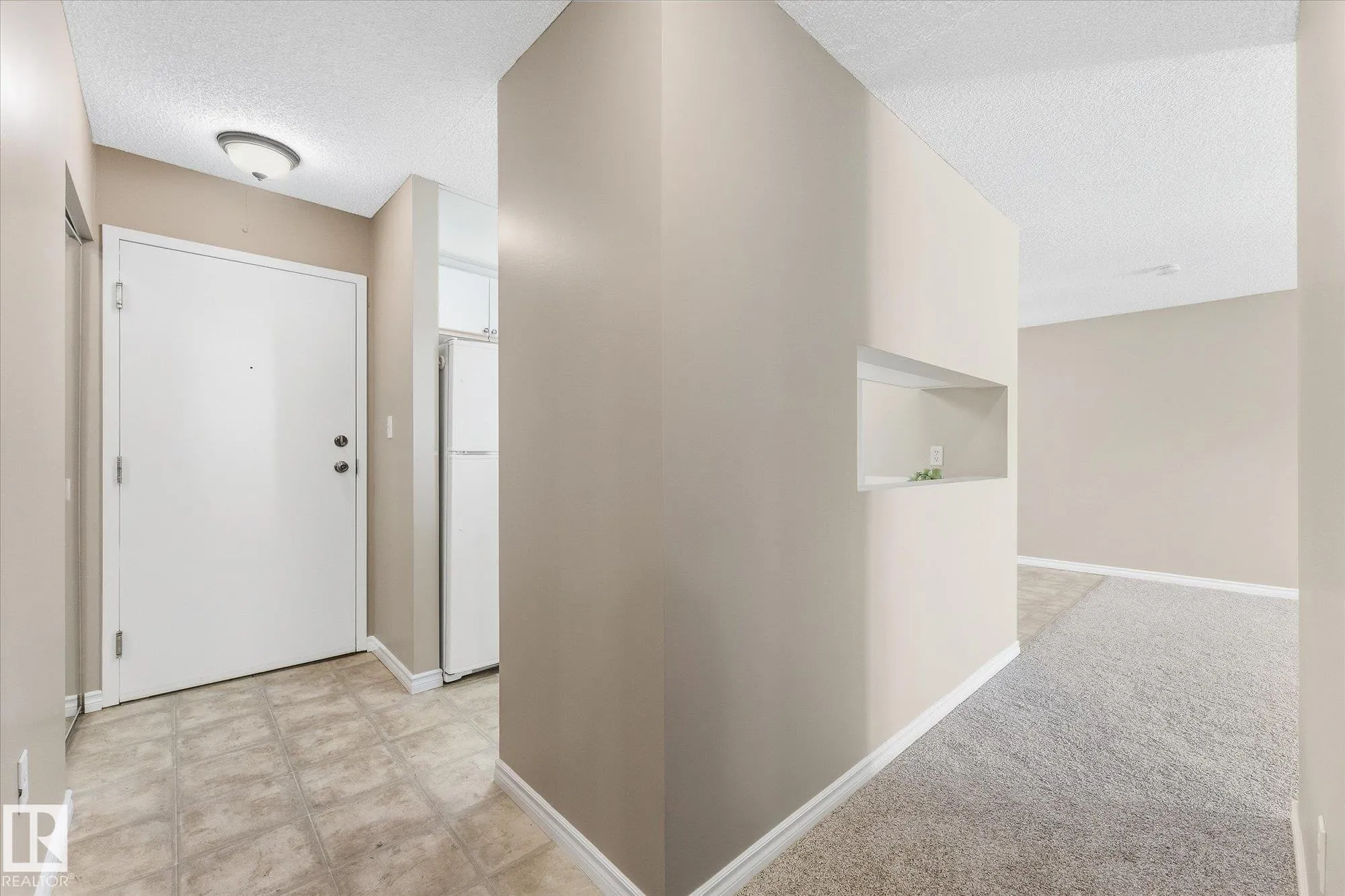 2508 50 Street
