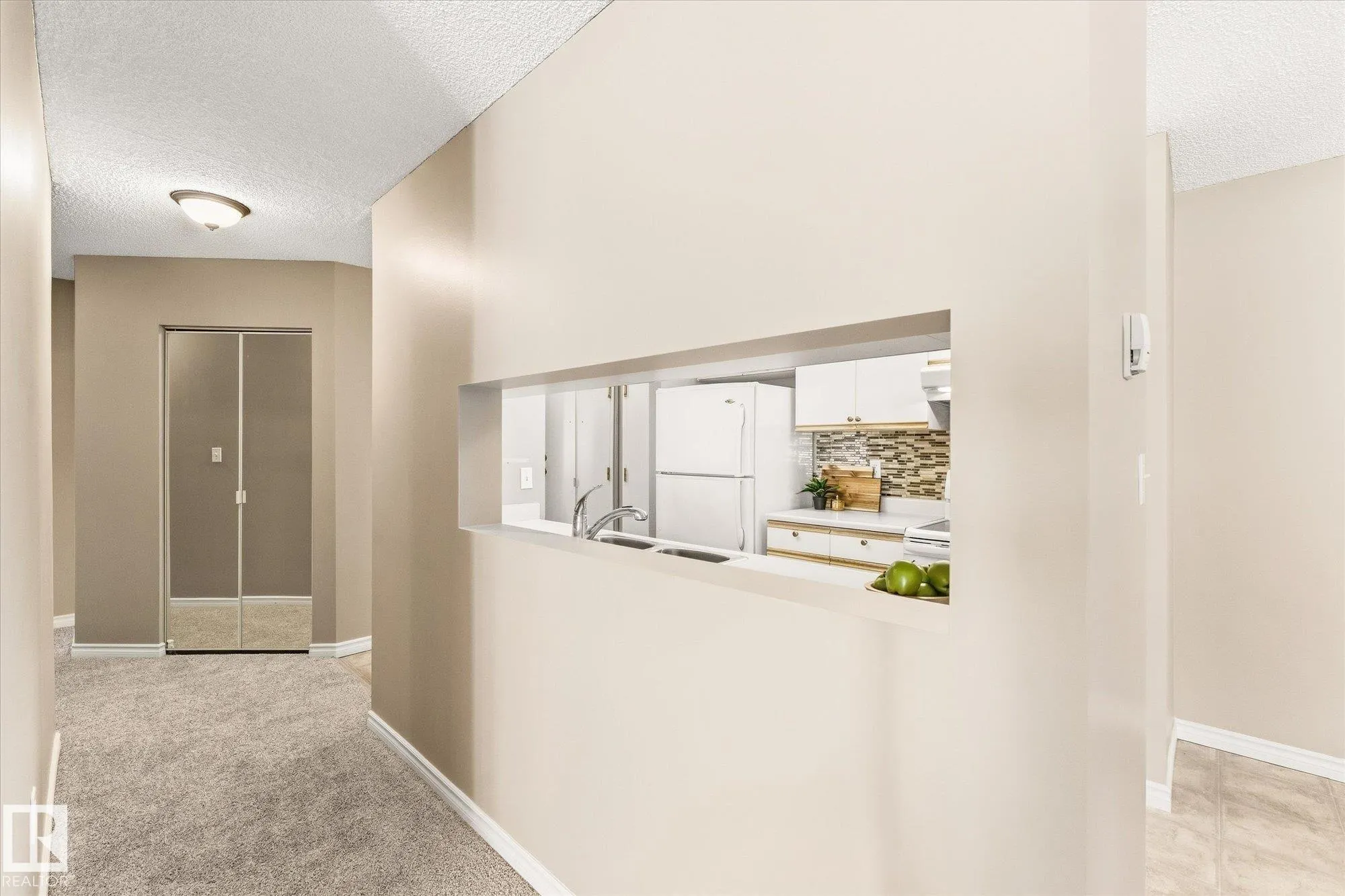 2508 50 Street
