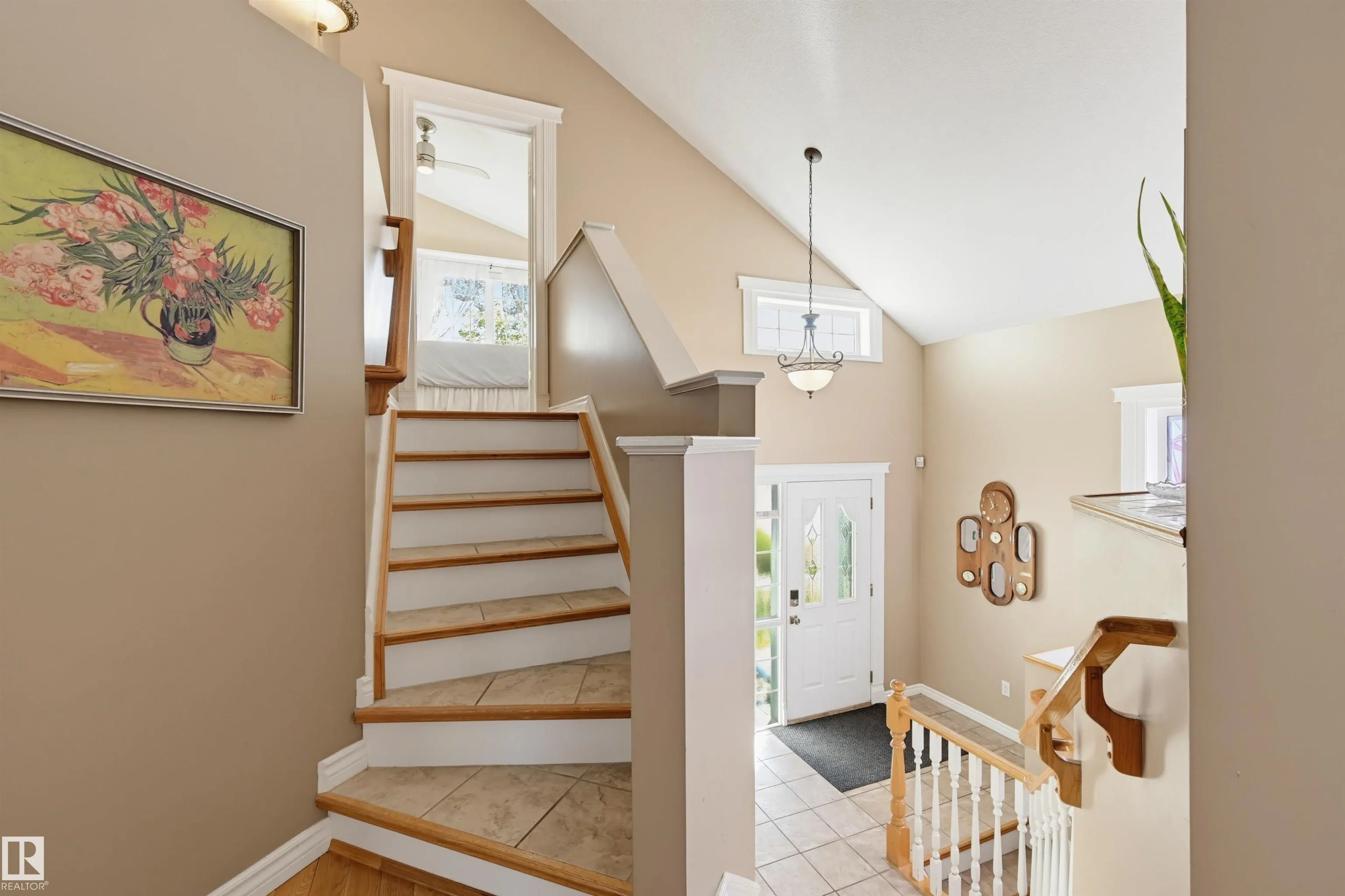 89 Dunfield Crescent