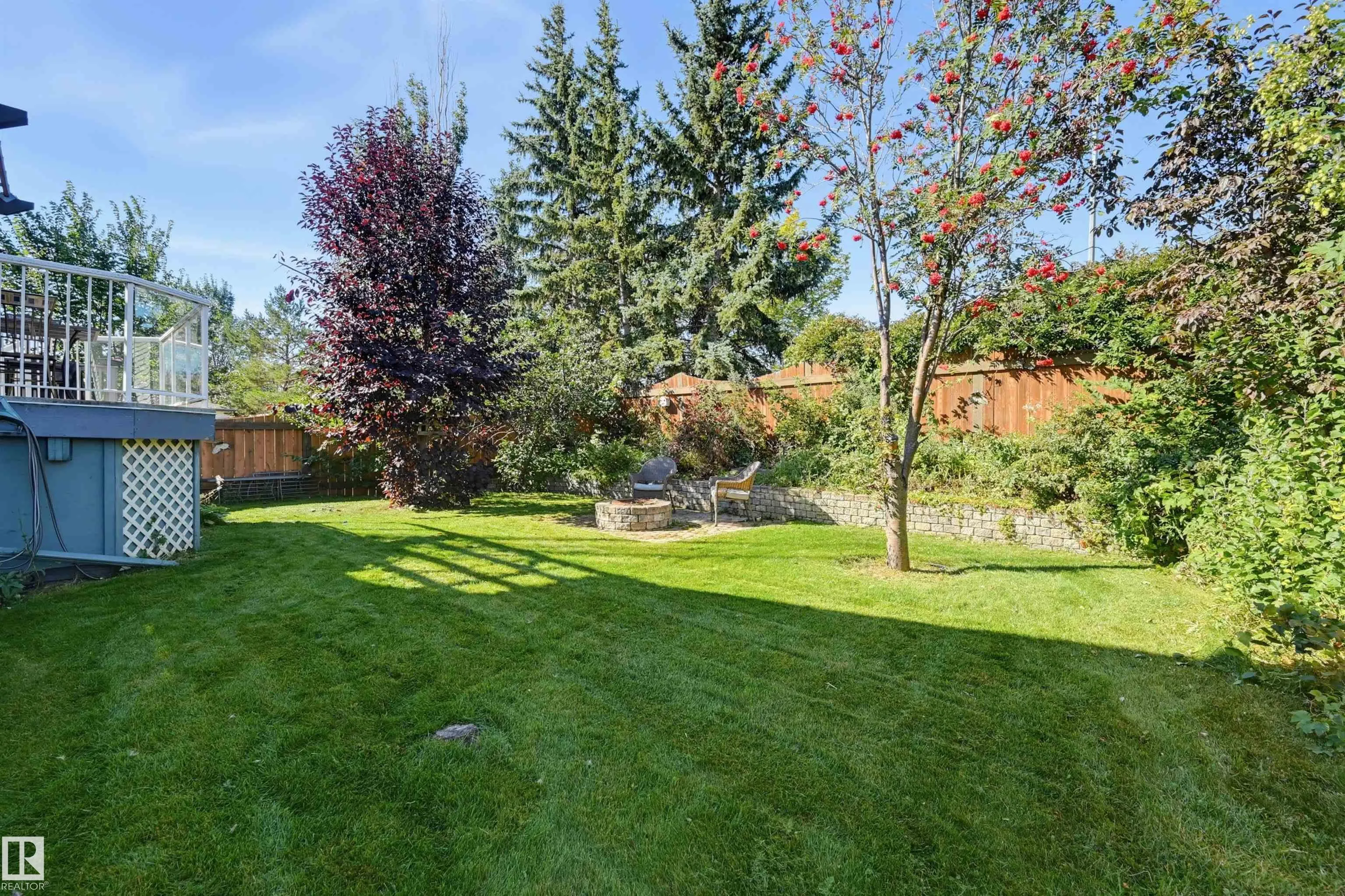 89 Dunfield Crescent