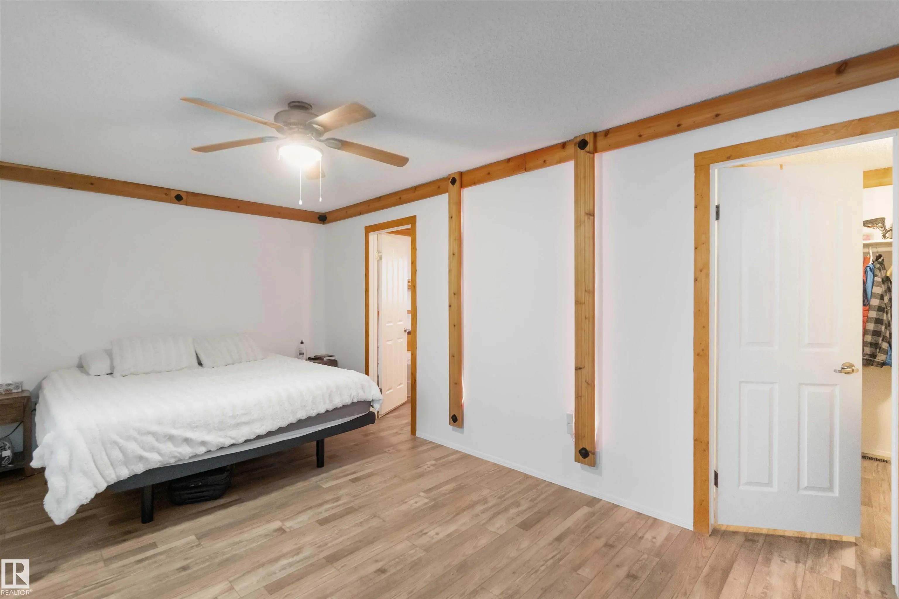 53273 RGE ROAD 215