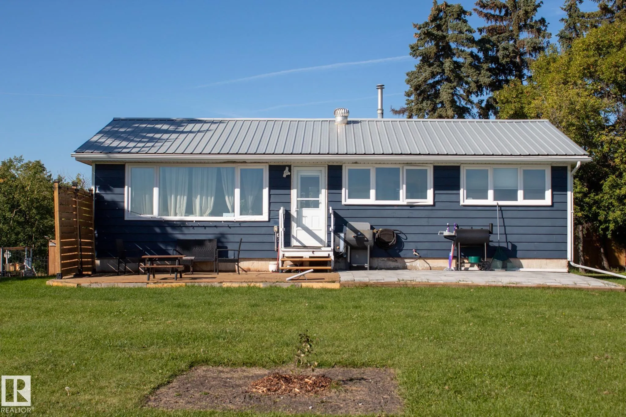 53273 RGE ROAD 215