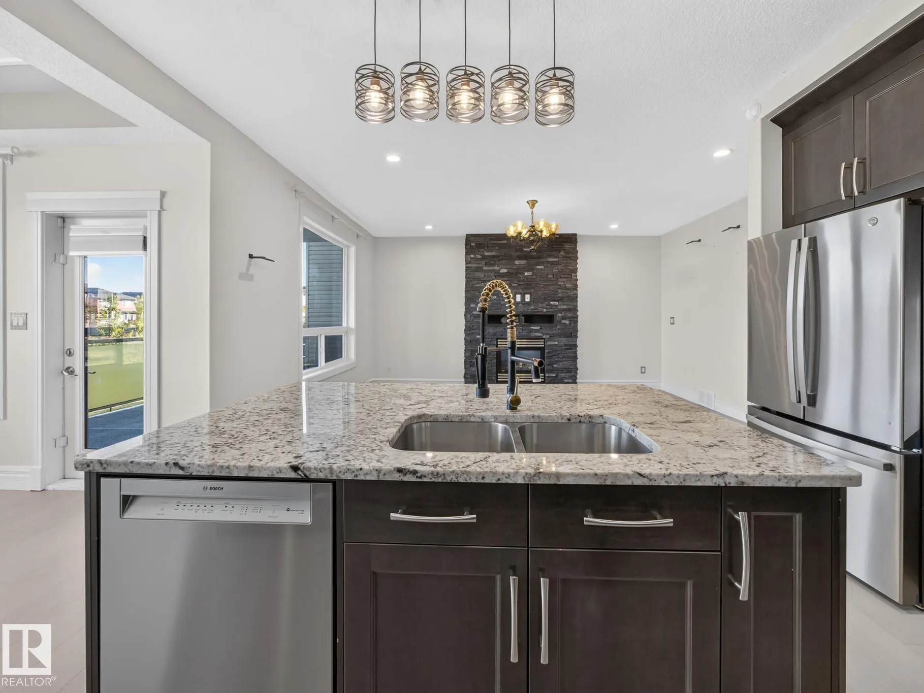164 DURRAND Bend