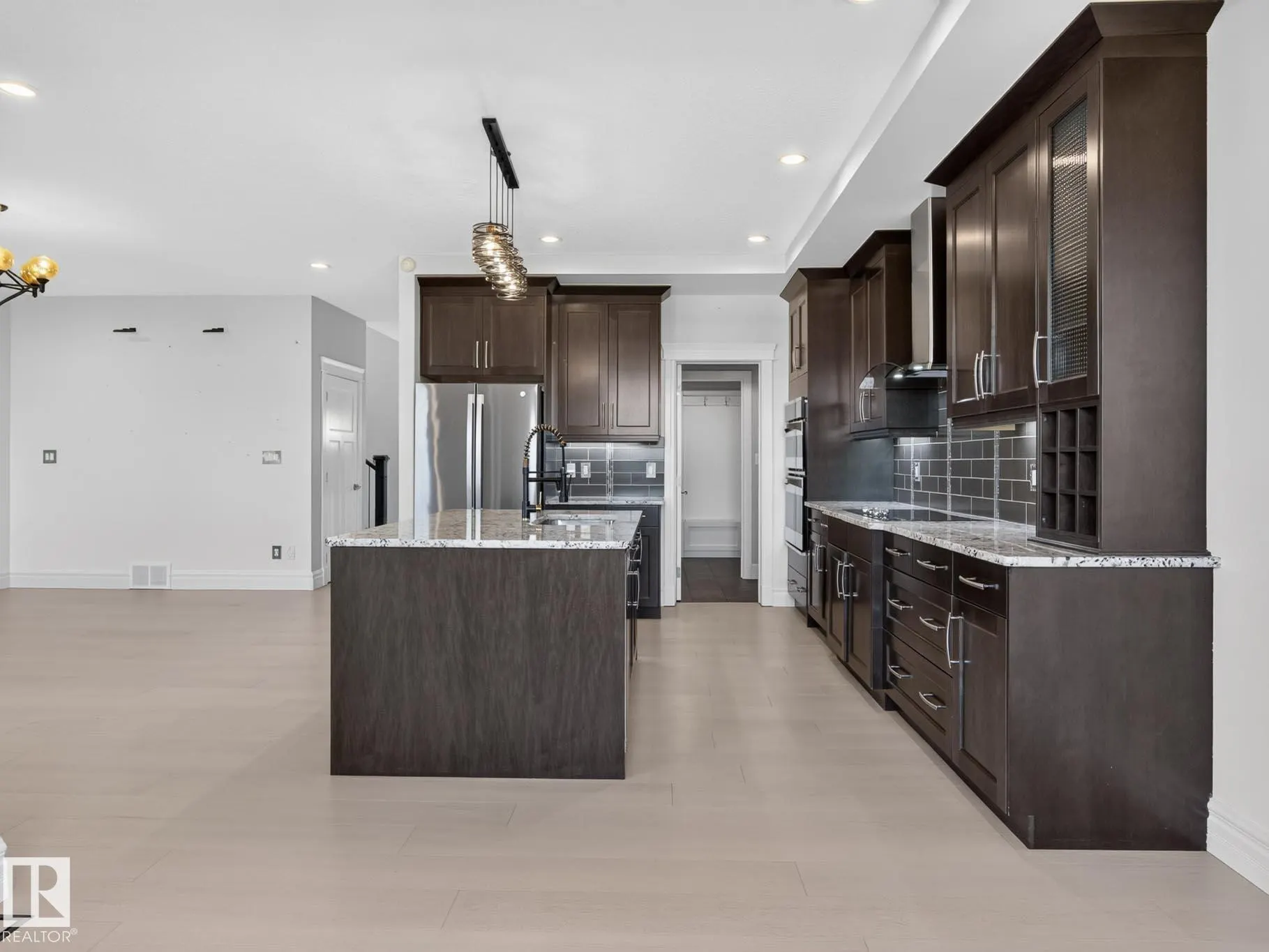 164 DURRAND Bend