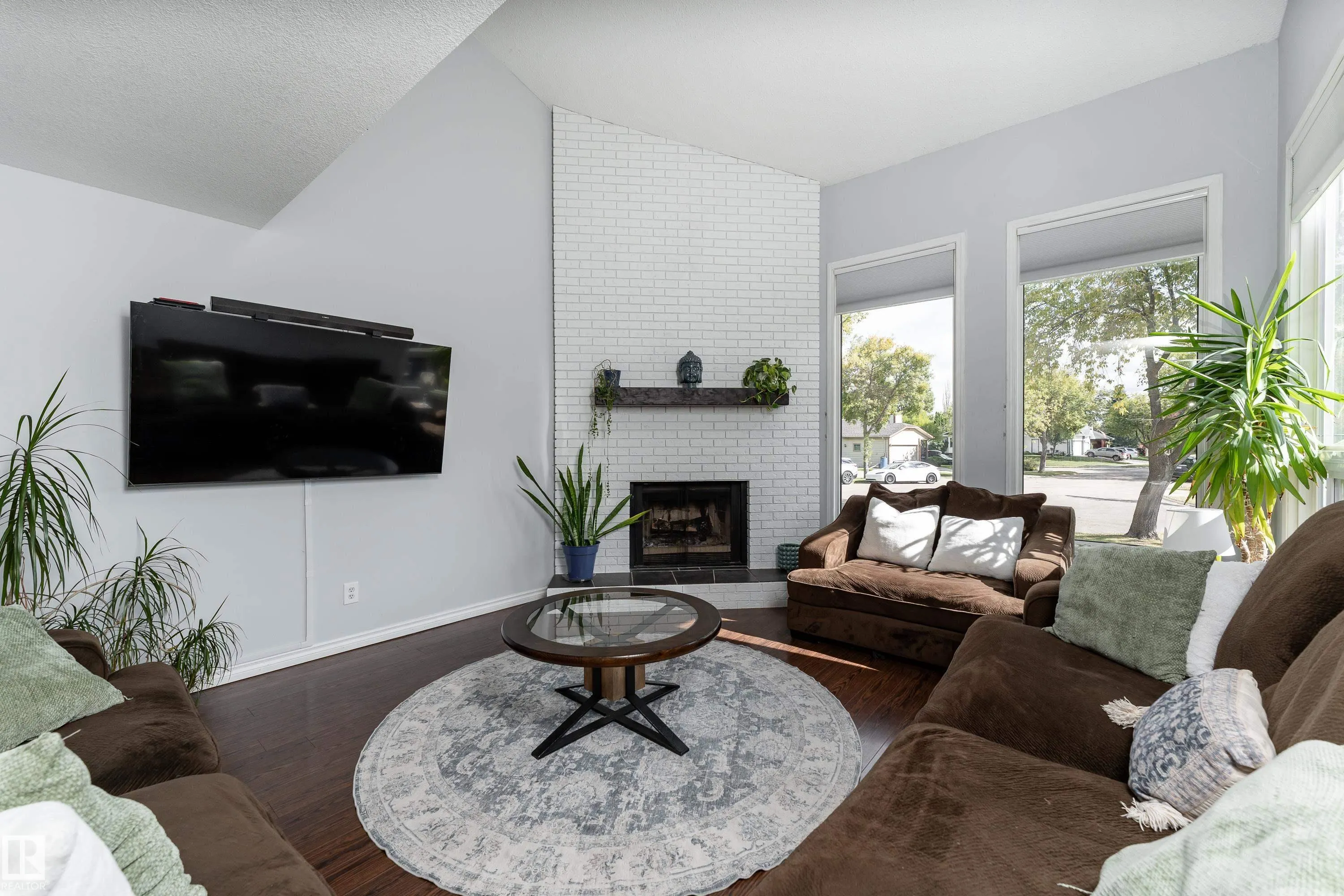 11 PATTERSON Crescent