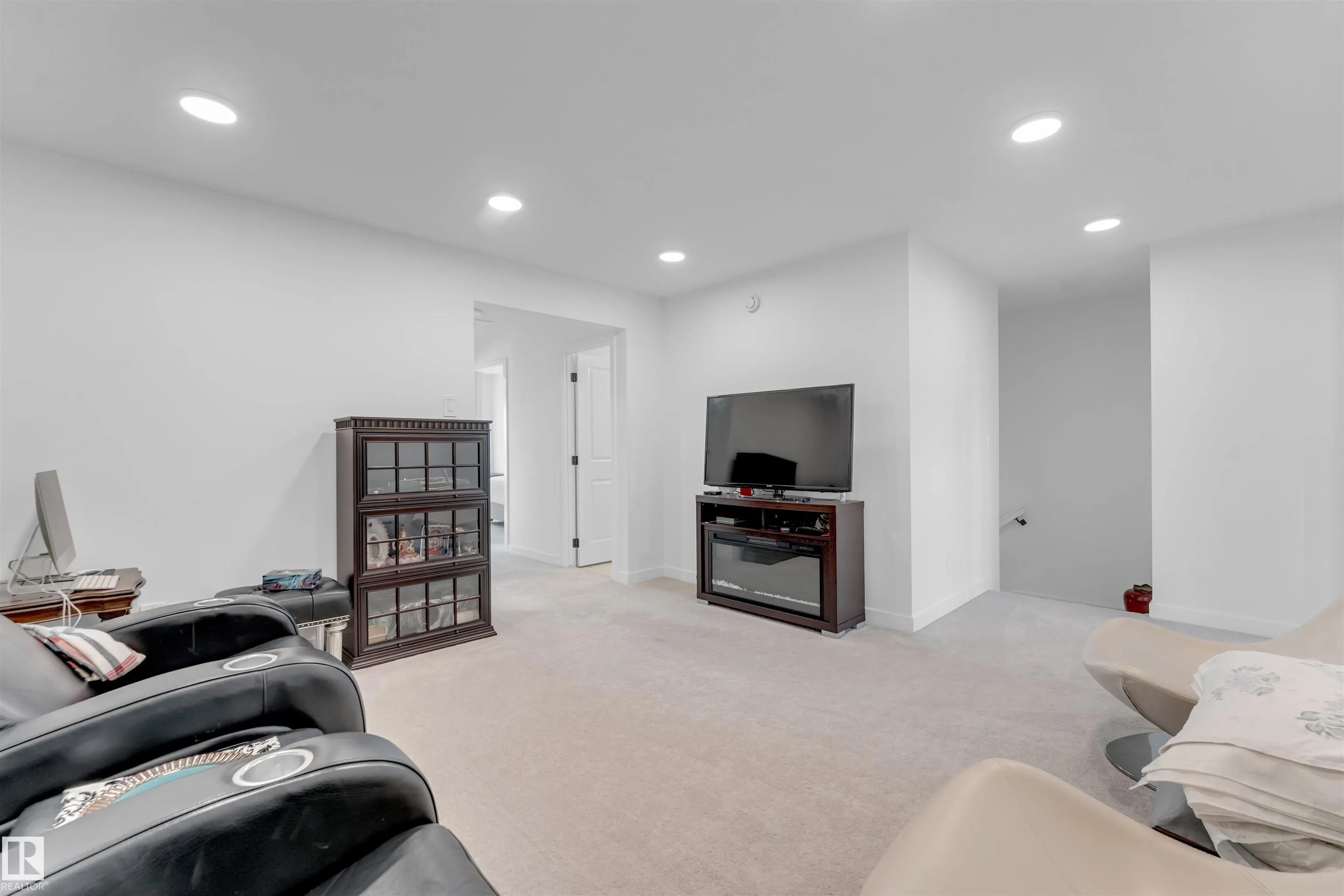 170 CANTER Wynd