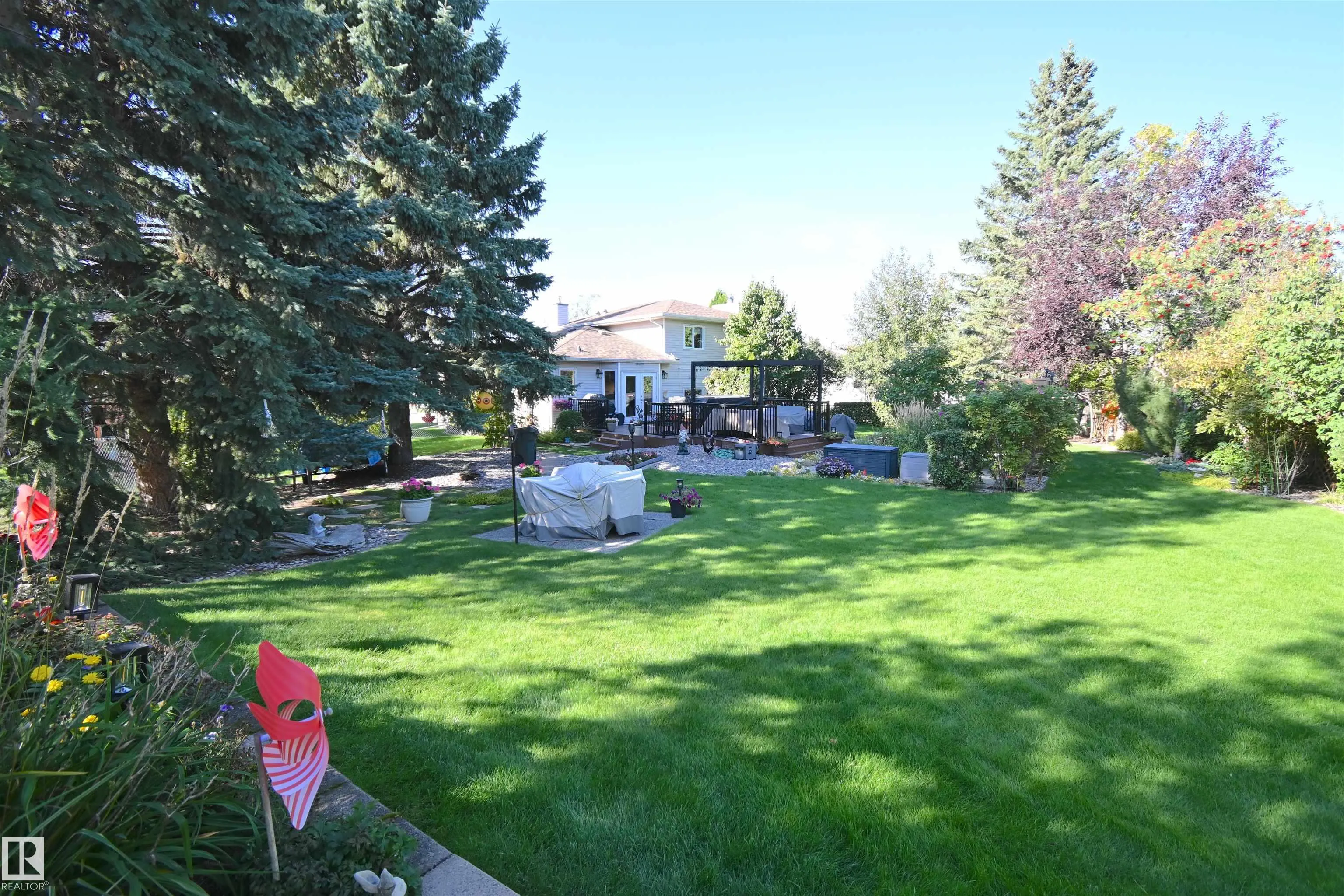56 STONESHIRE Crescent