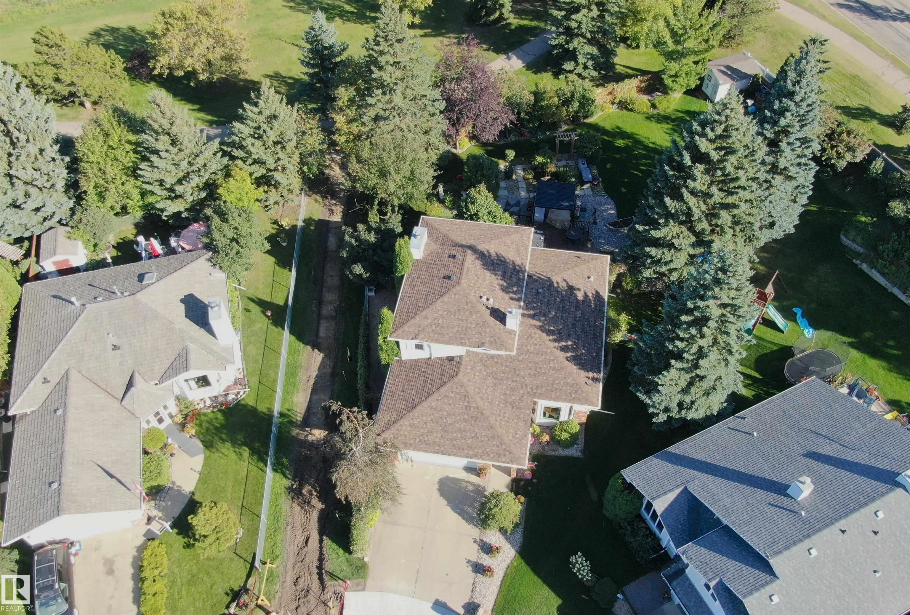 56 STONESHIRE Crescent