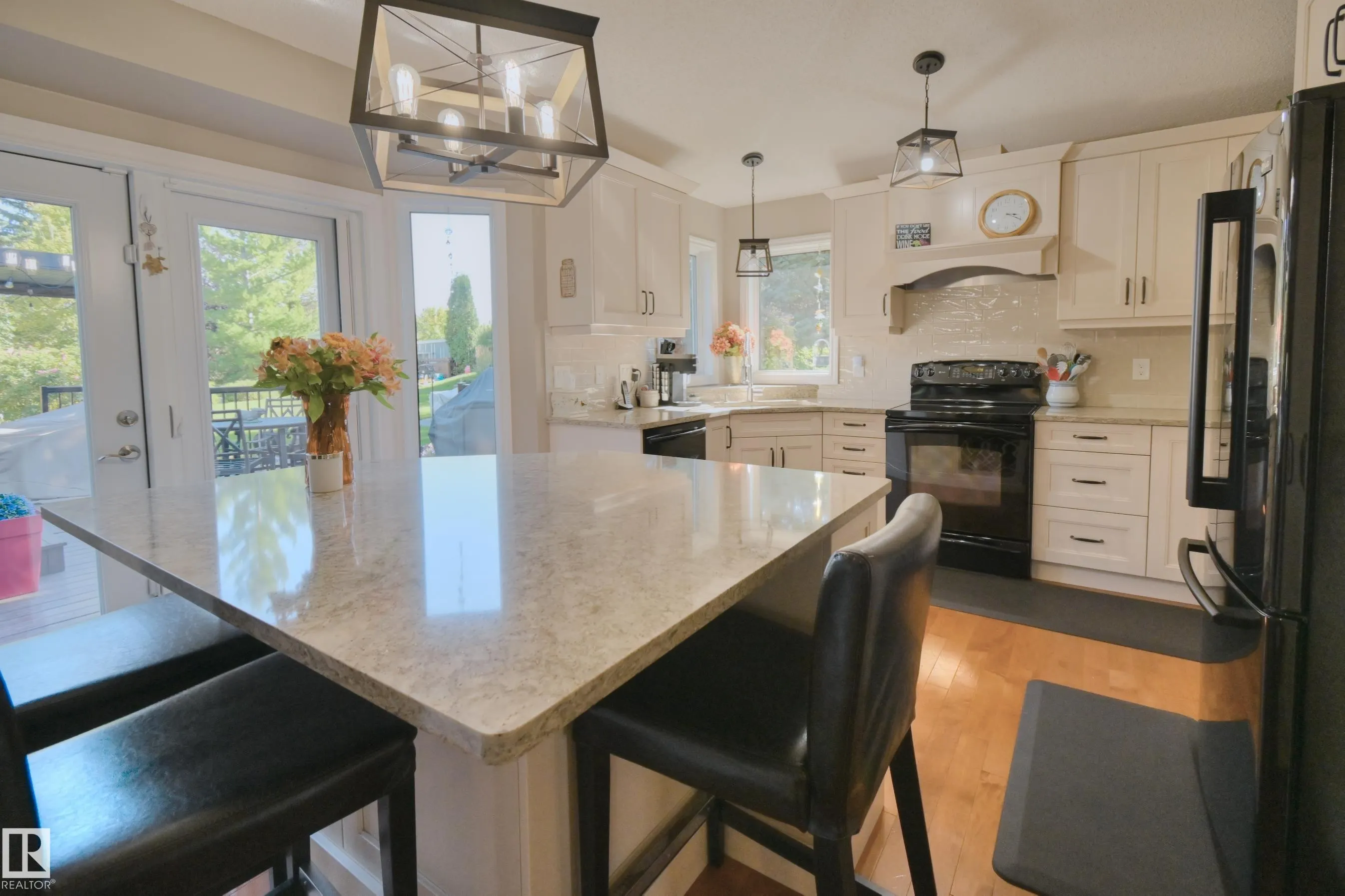56 STONESHIRE Crescent