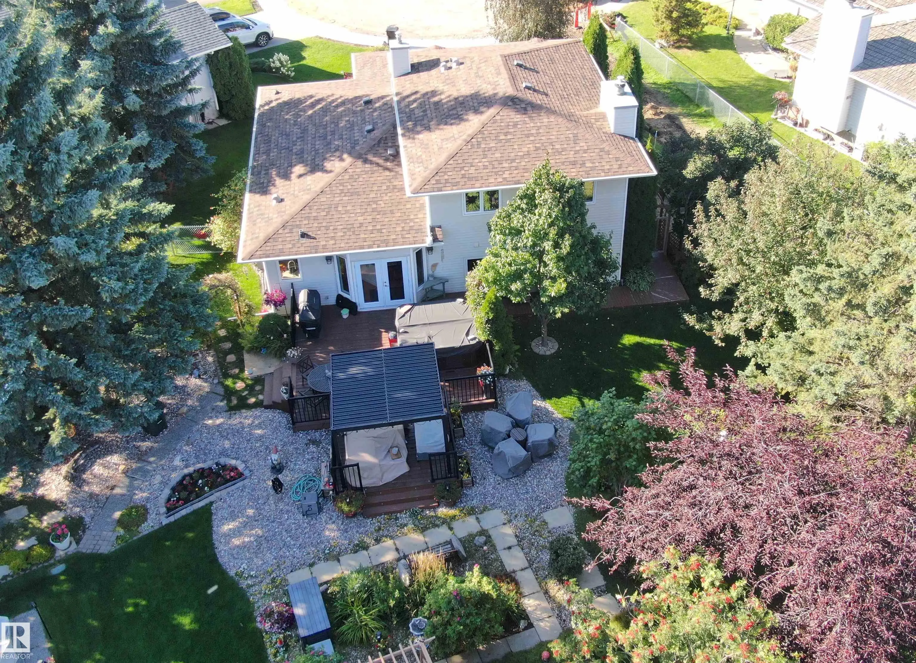 56 STONESHIRE Crescent