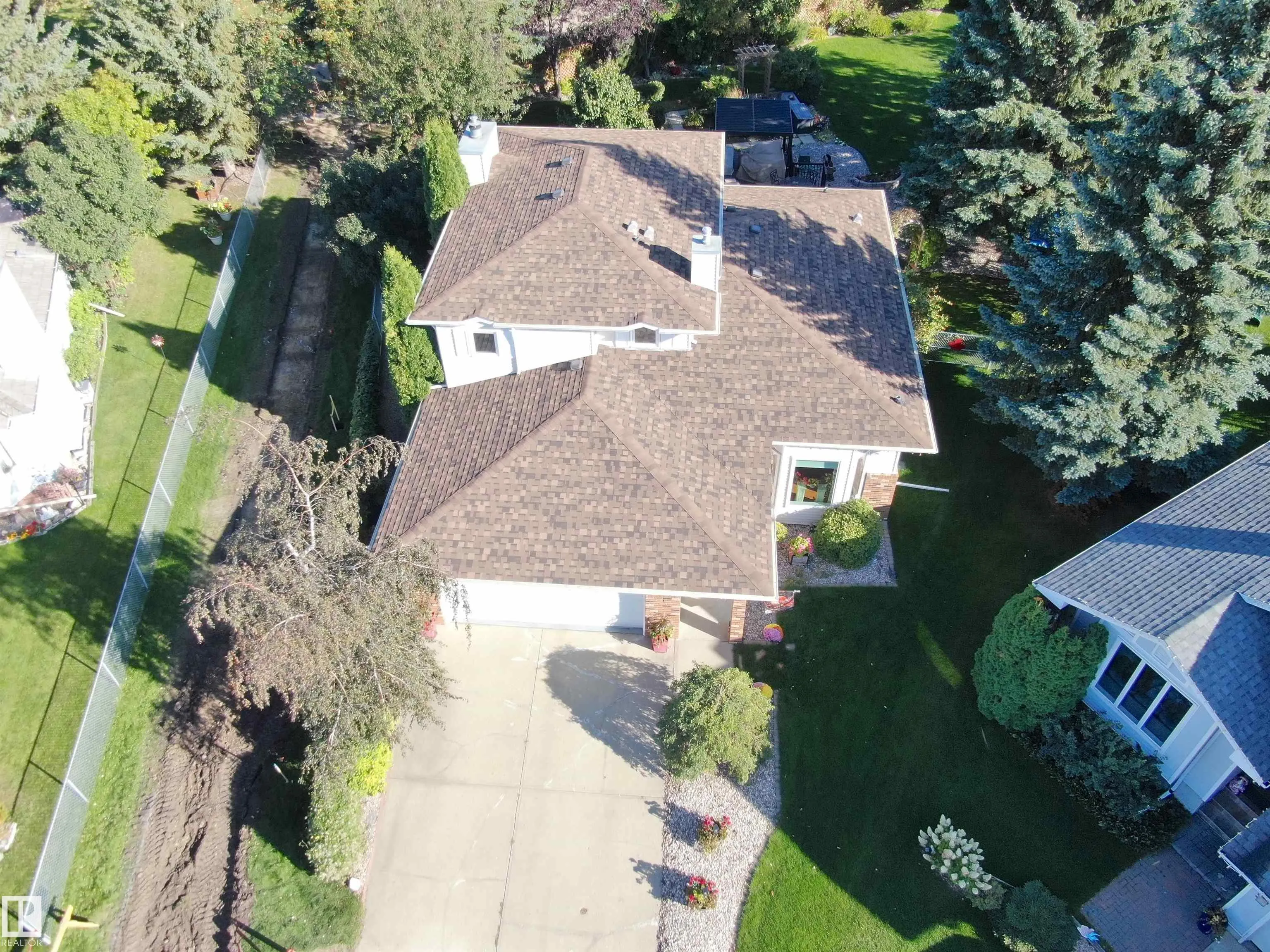 56 STONESHIRE Crescent