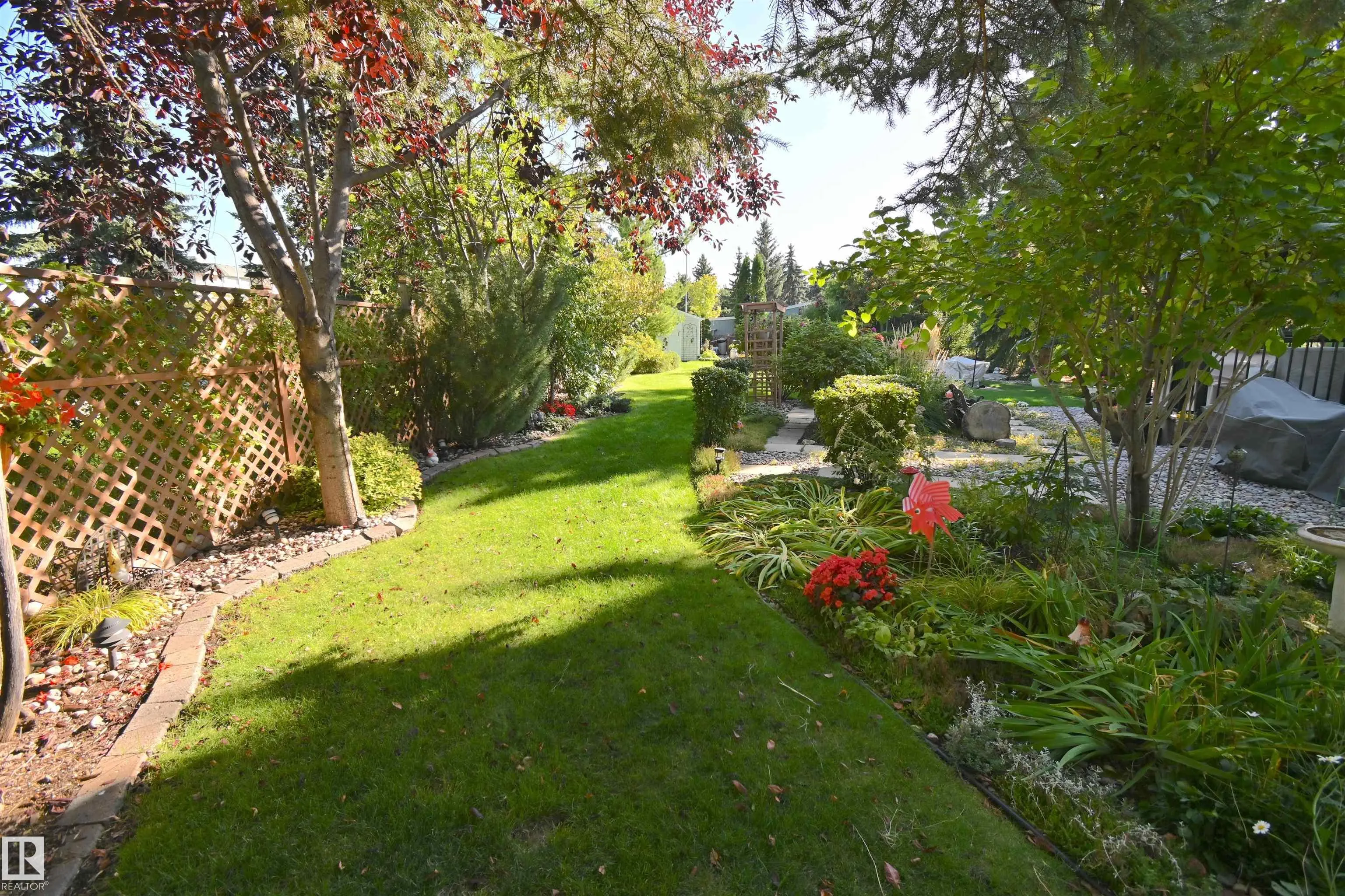 56 STONESHIRE Crescent