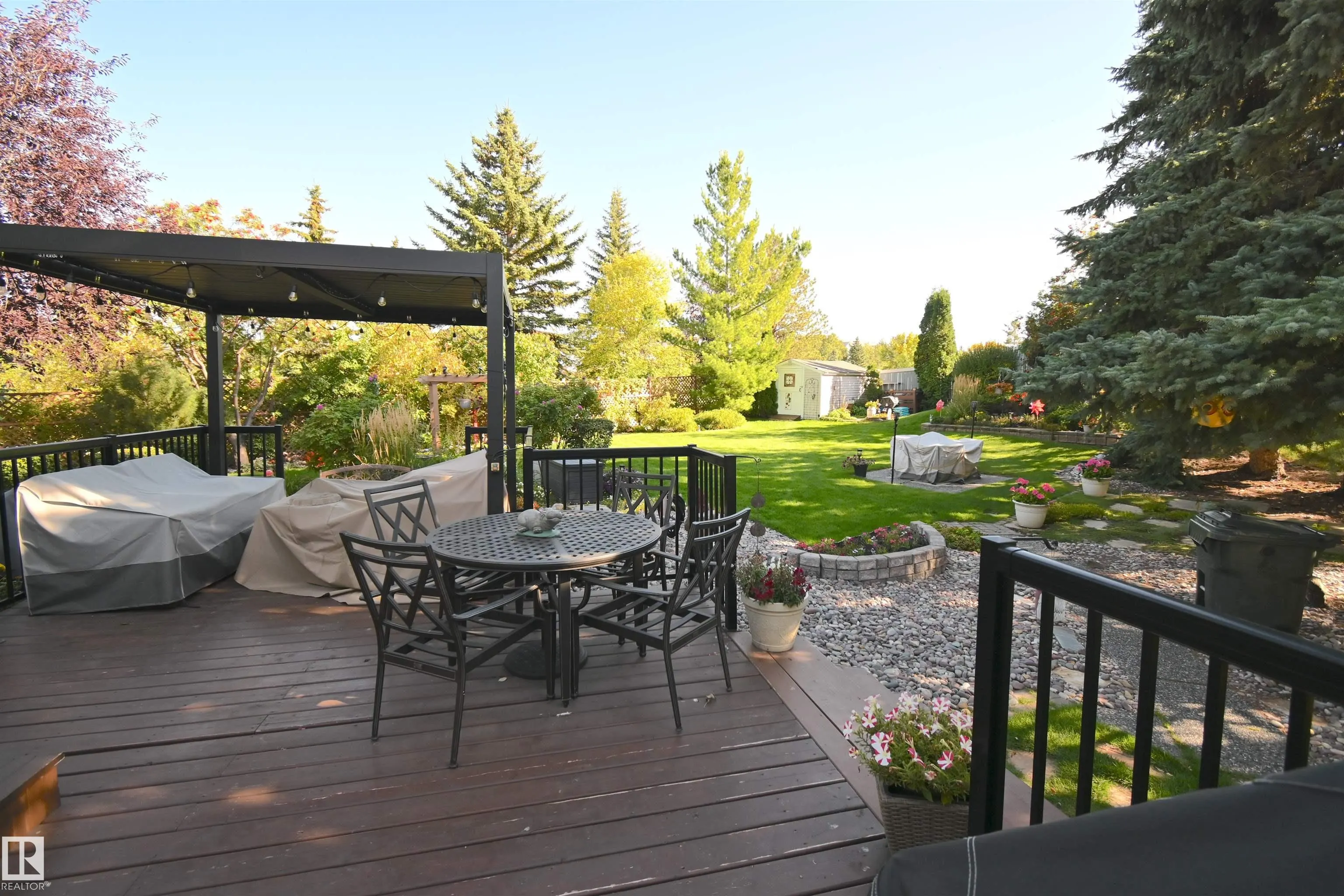 56 STONESHIRE Crescent