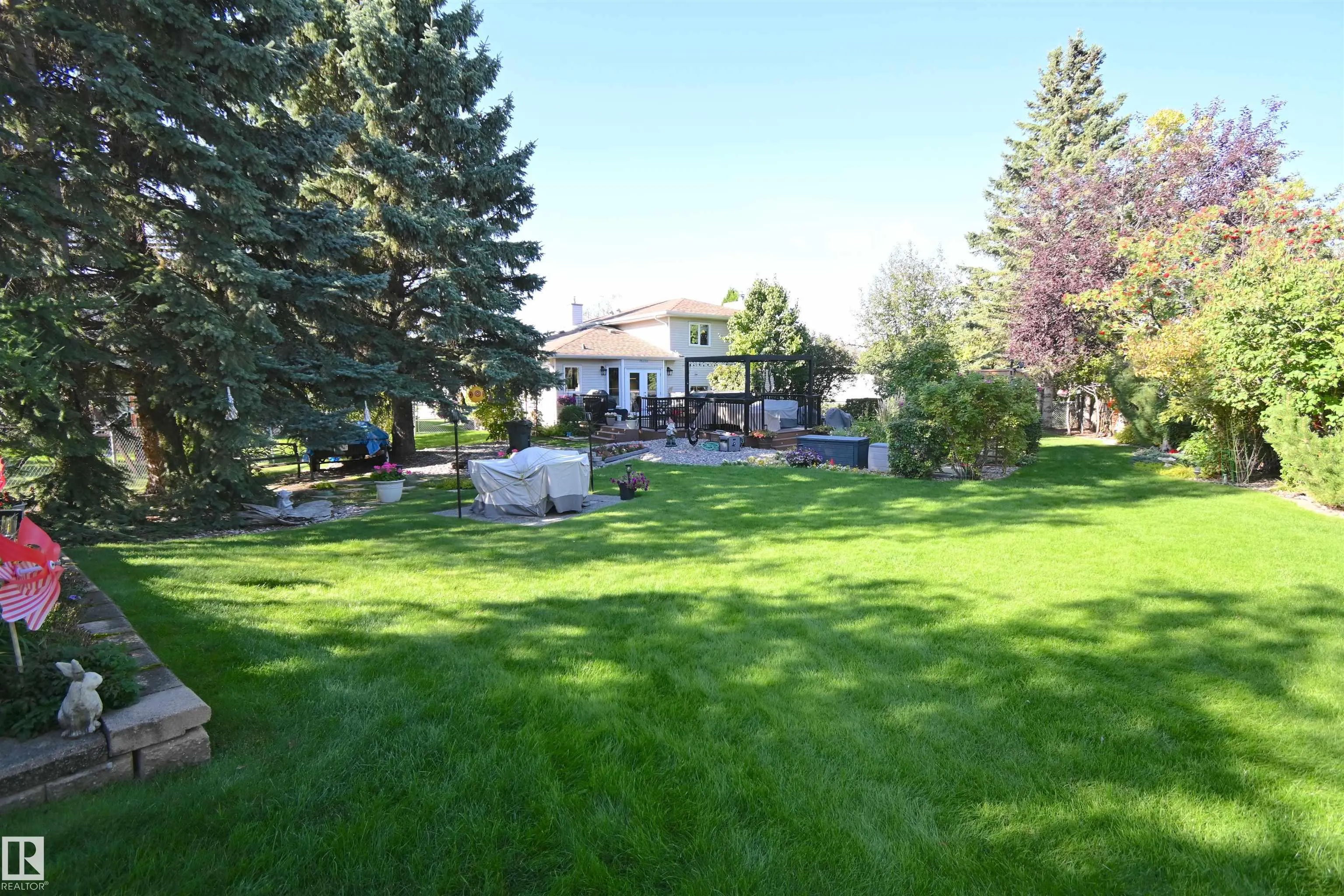 56 STONESHIRE Crescent