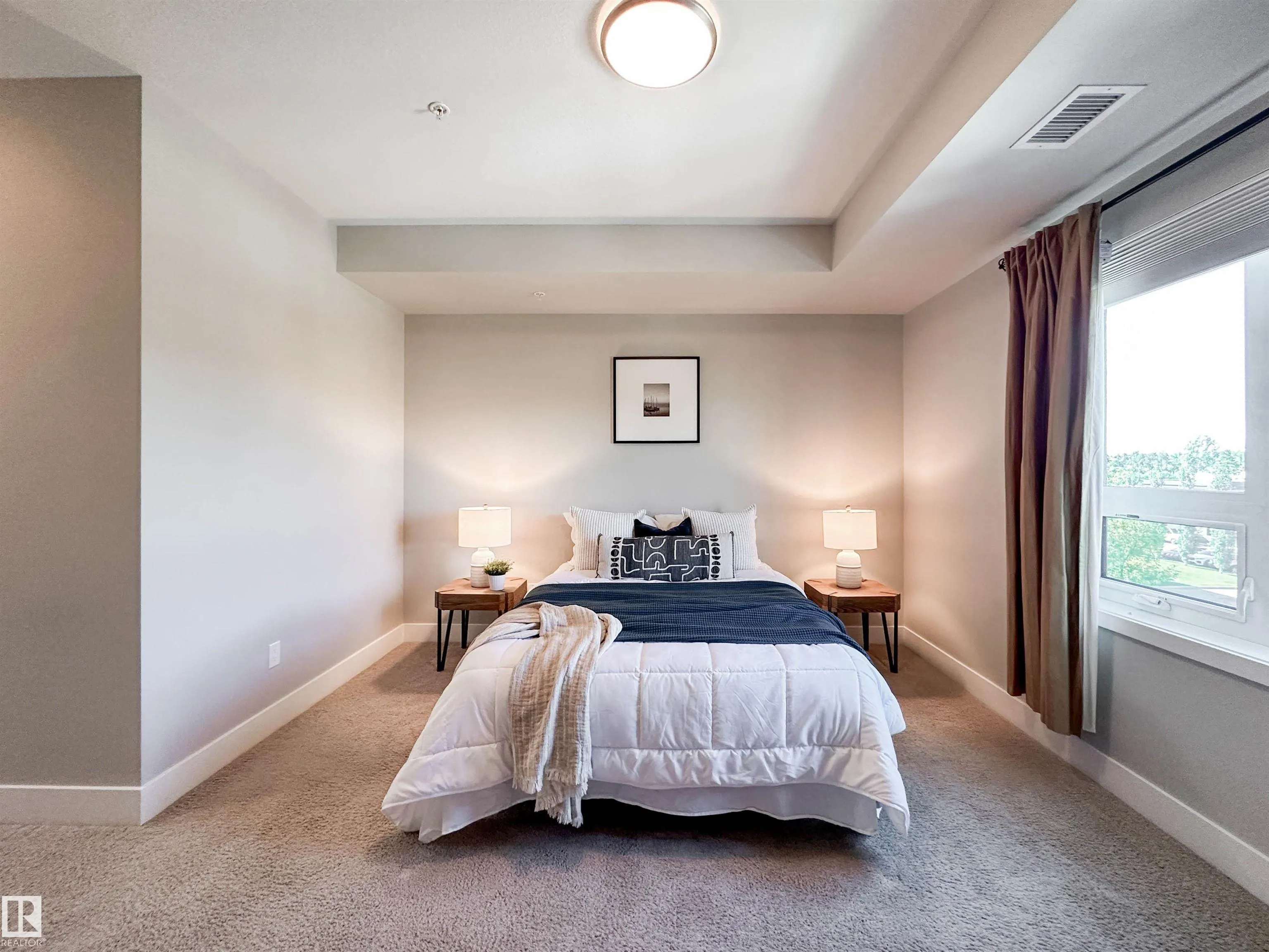 200 BELLEROSE Drive
