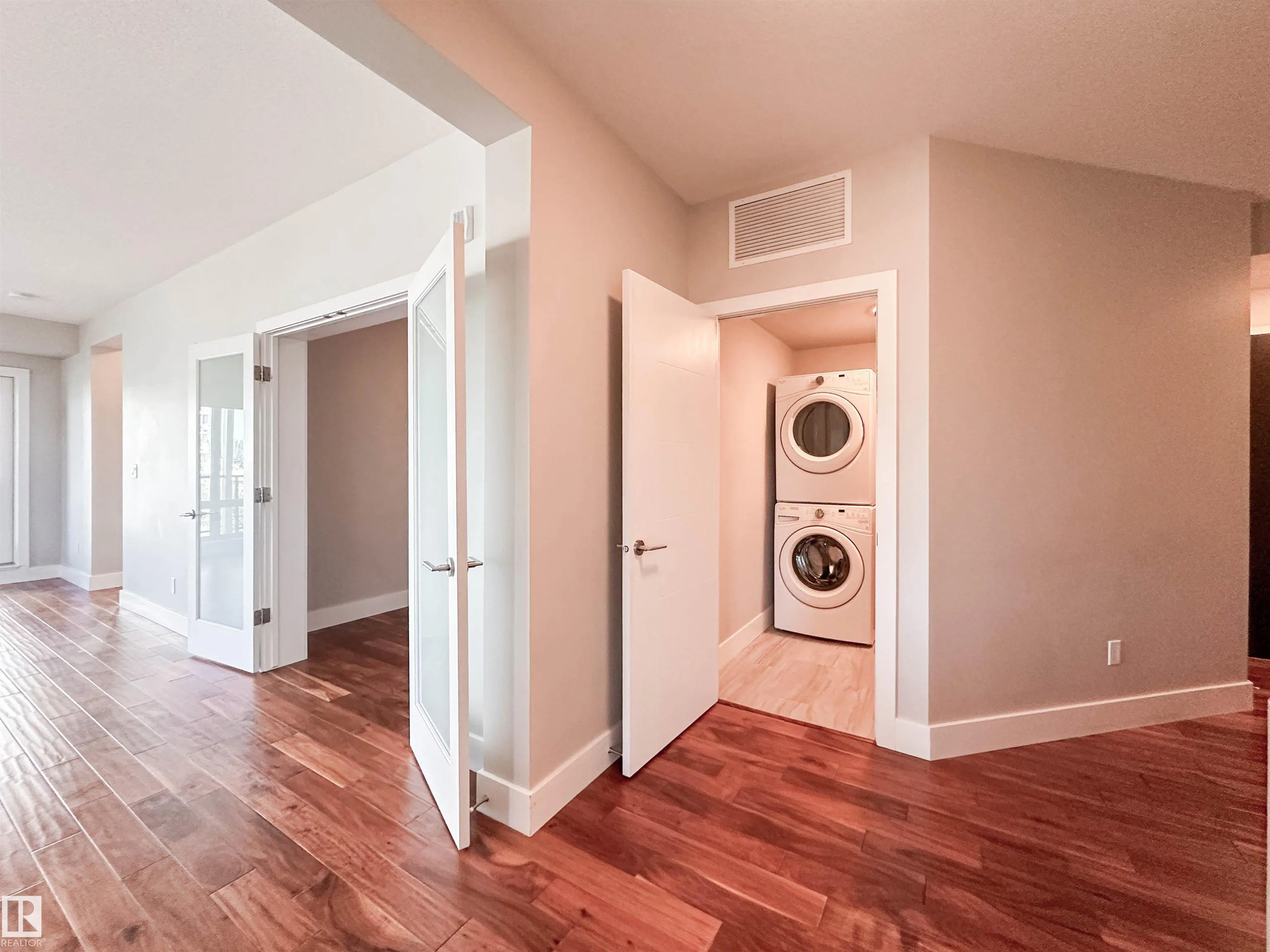 200 BELLEROSE Drive
