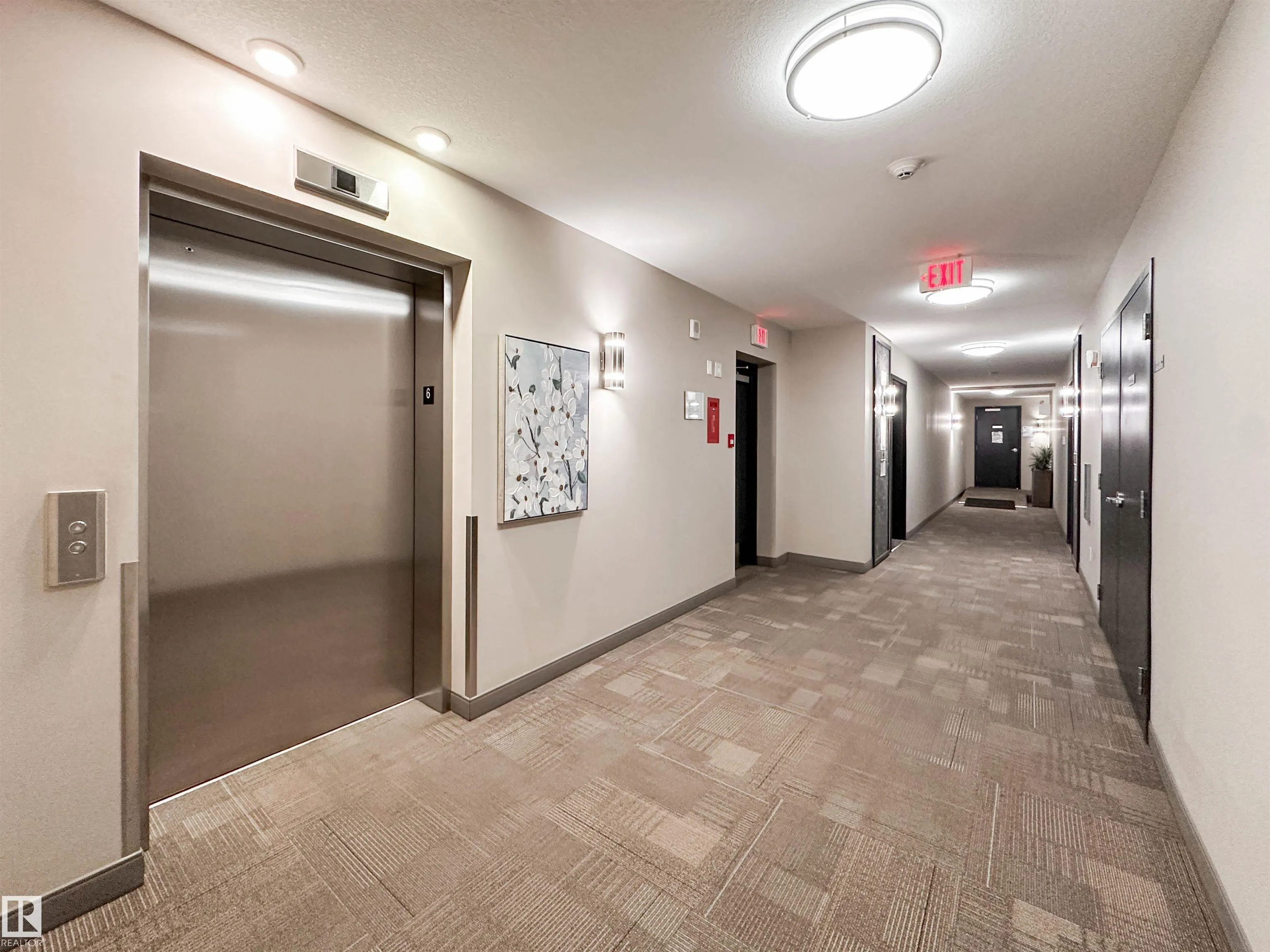200 BELLEROSE Drive