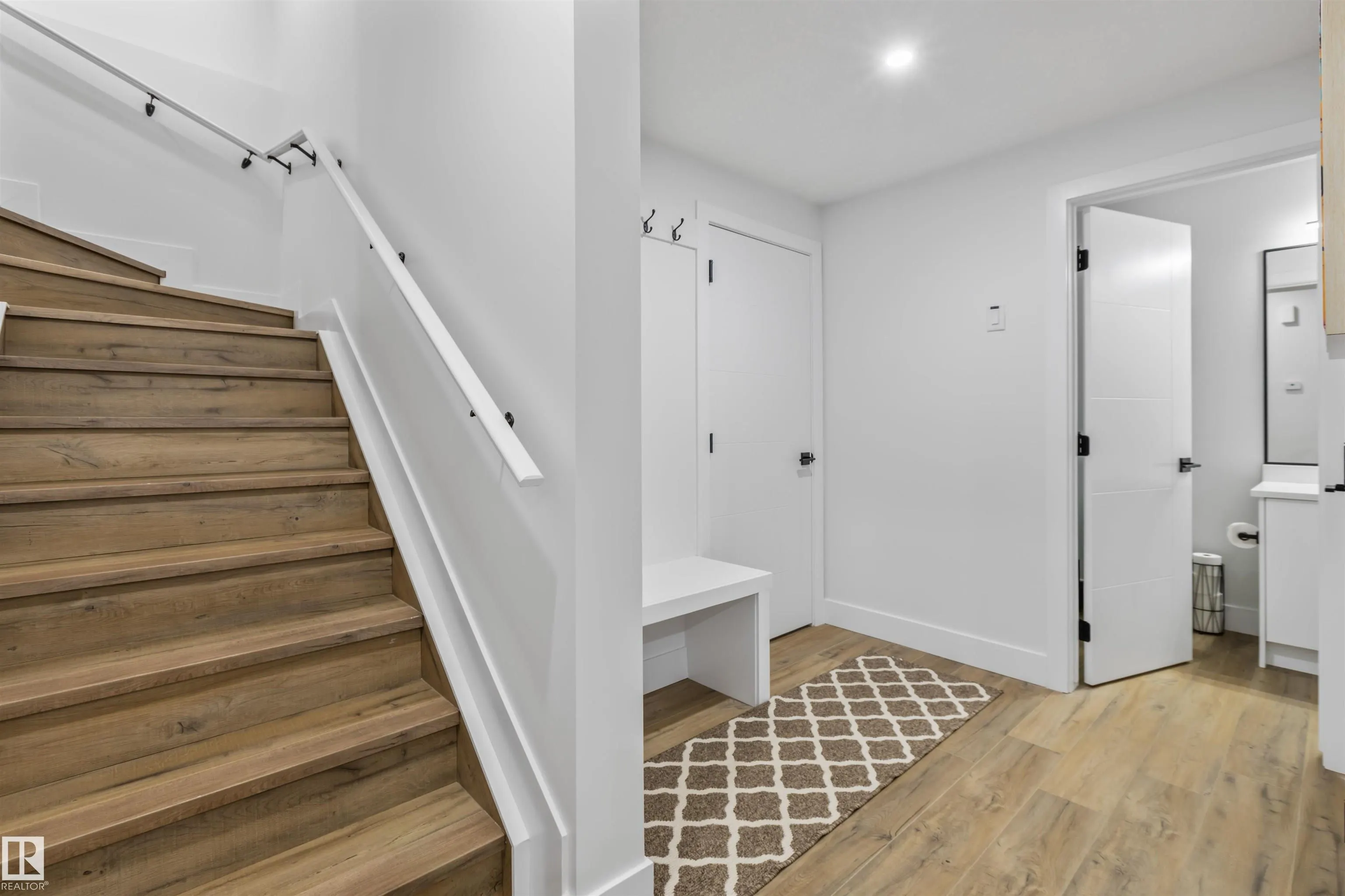 45 HULL Wynd
