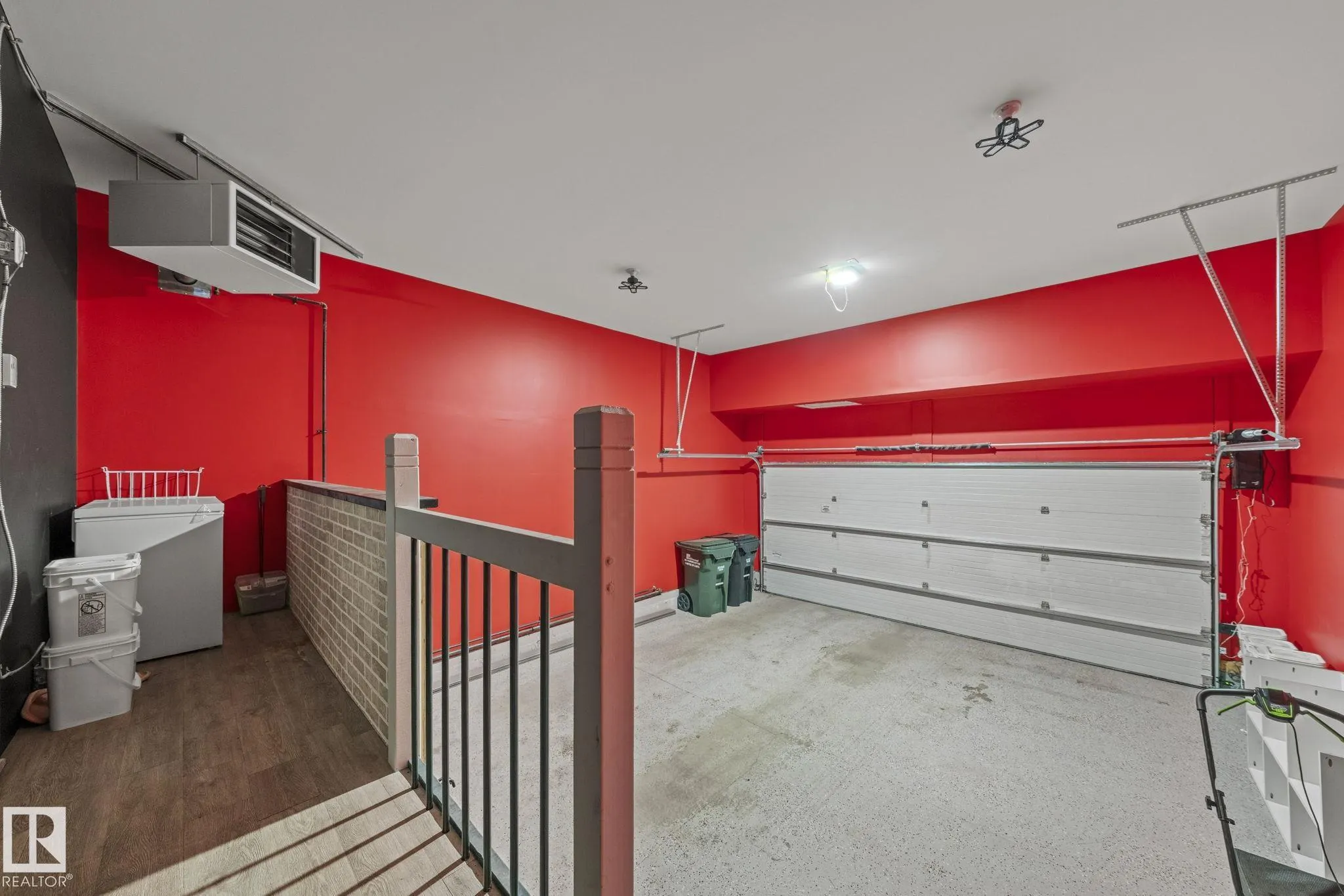 325 Annandale Crescent