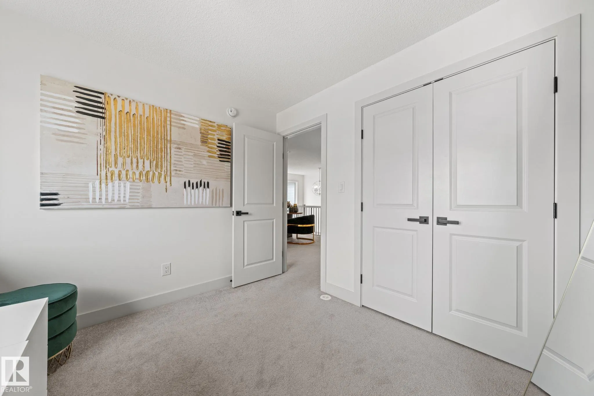 325 Annandale Crescent
